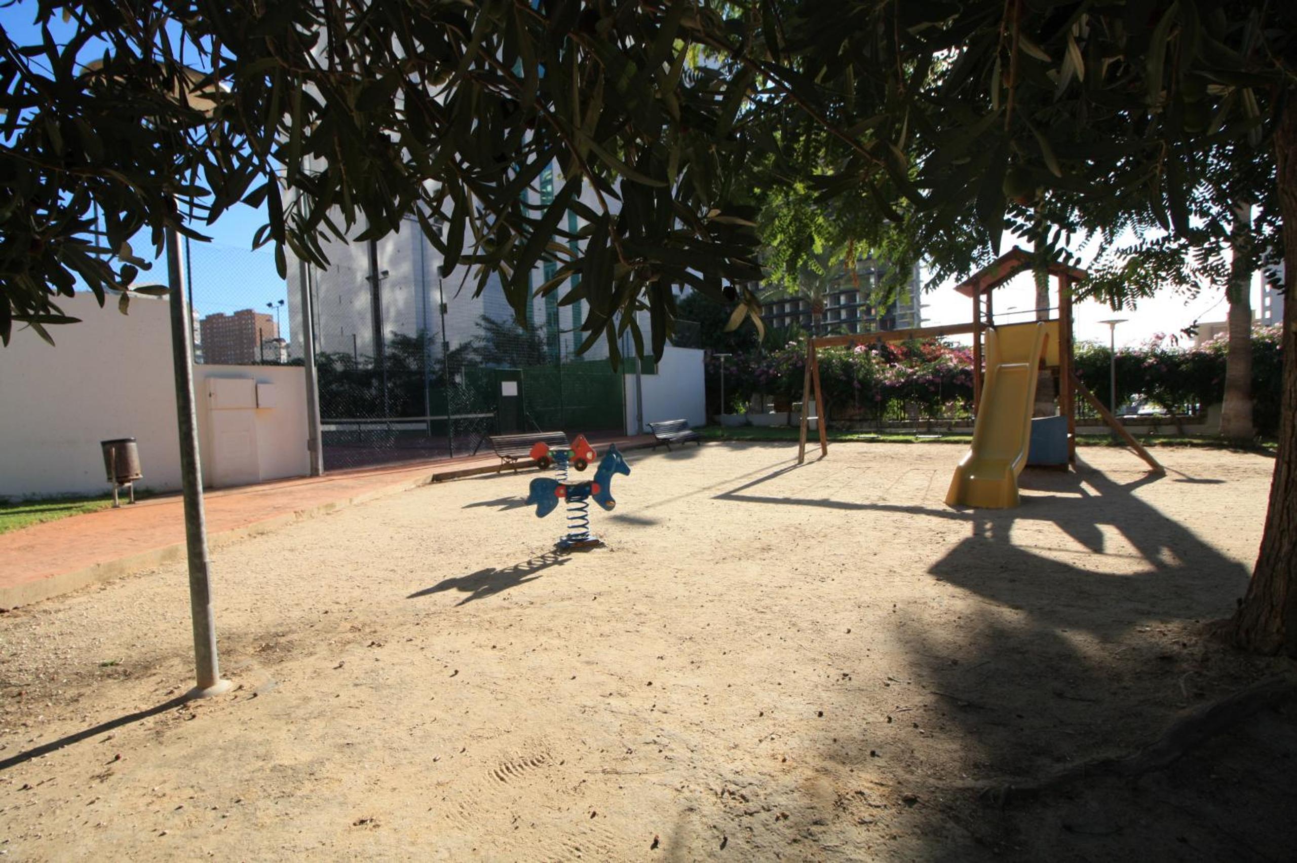 Photo 25
