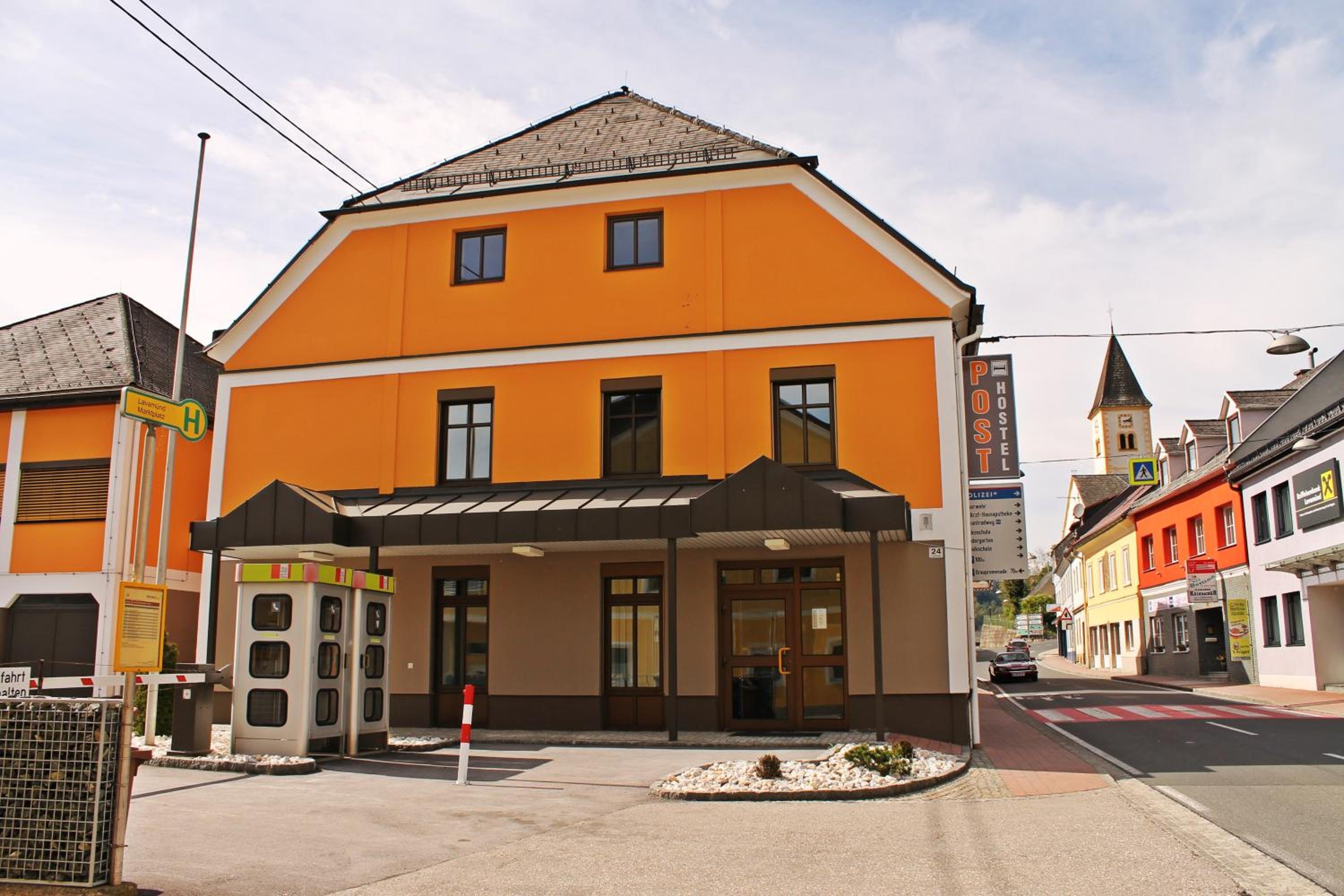 Post Hostel For Youth, Students and Pilgrims view 5