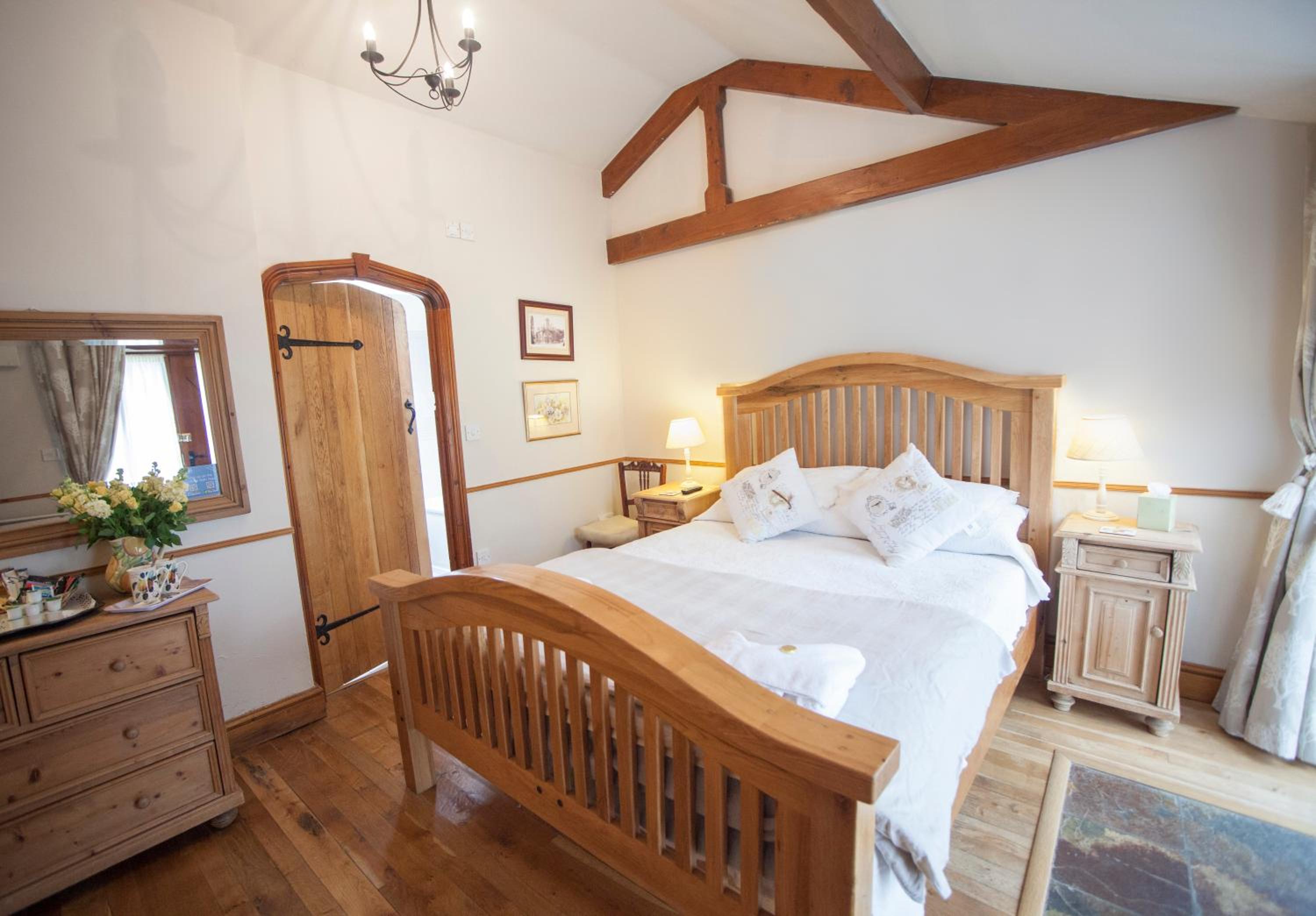 Beeches Farmhouse Country Cottages & Rooms view 4