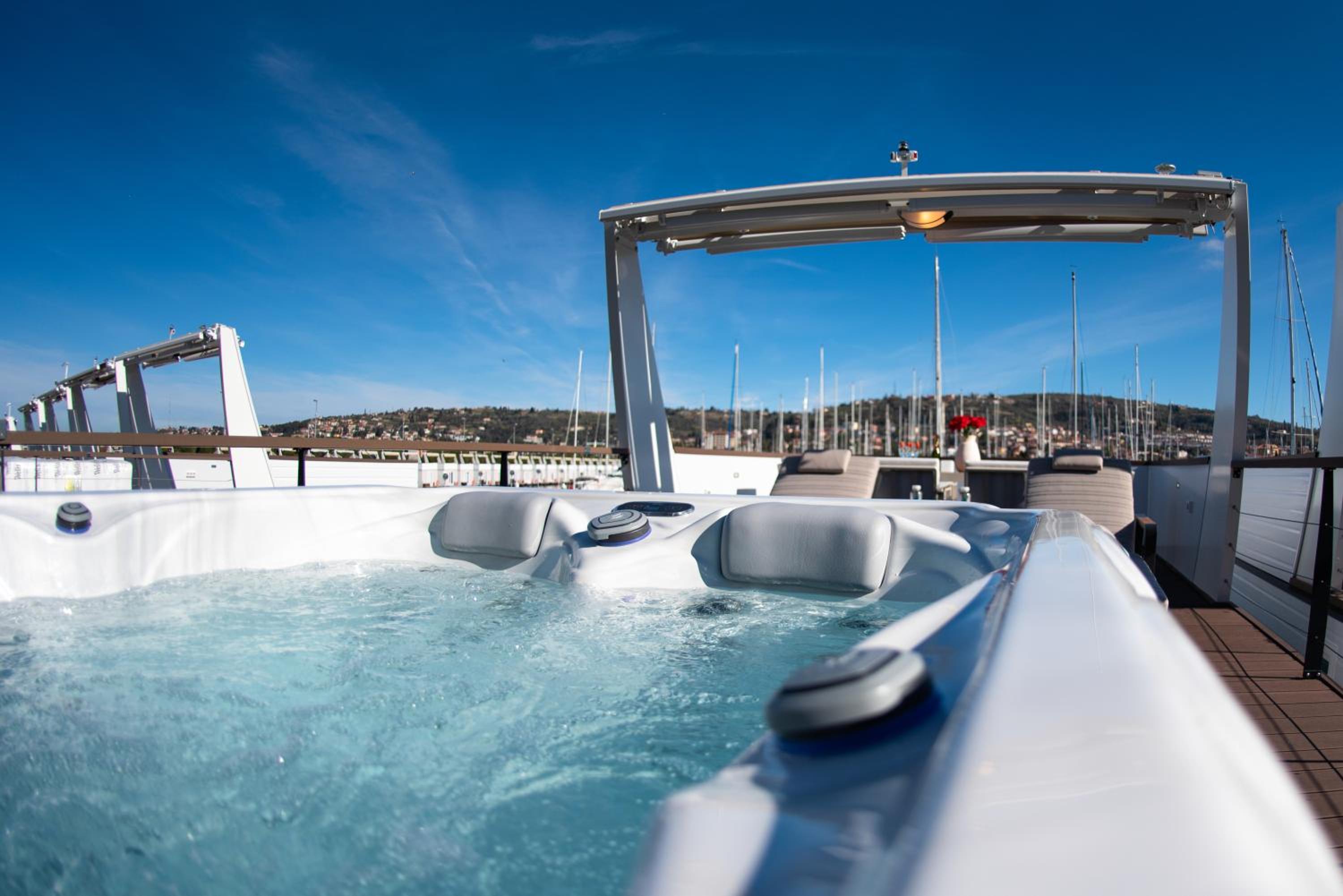 Adria Portorož Luxury Houseboat view 2