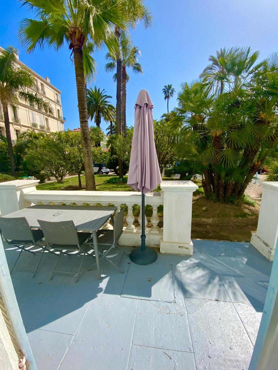 L'Orient Palace Apartments