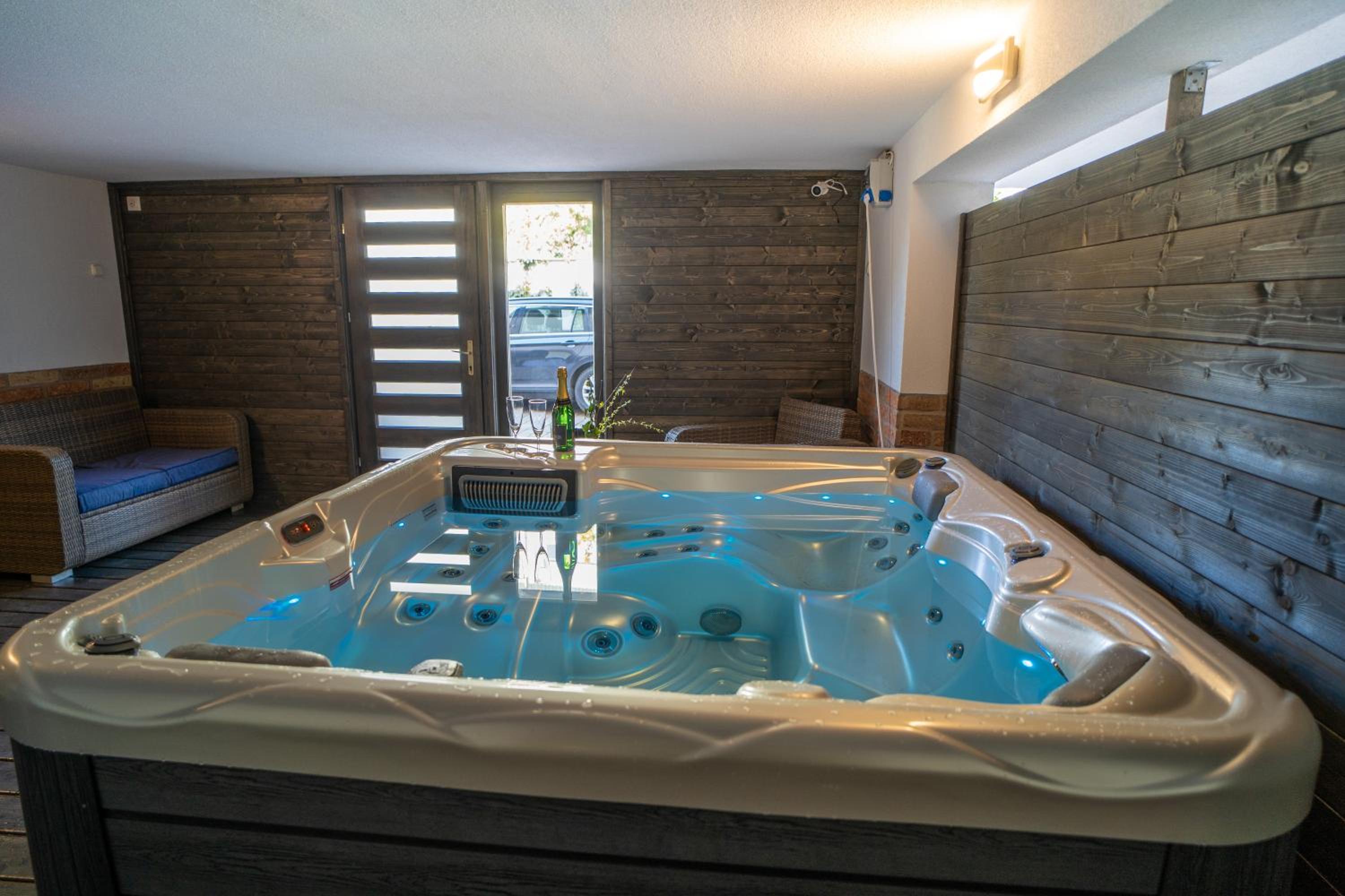 4 ÁSZ Deluxe Apartman view 4