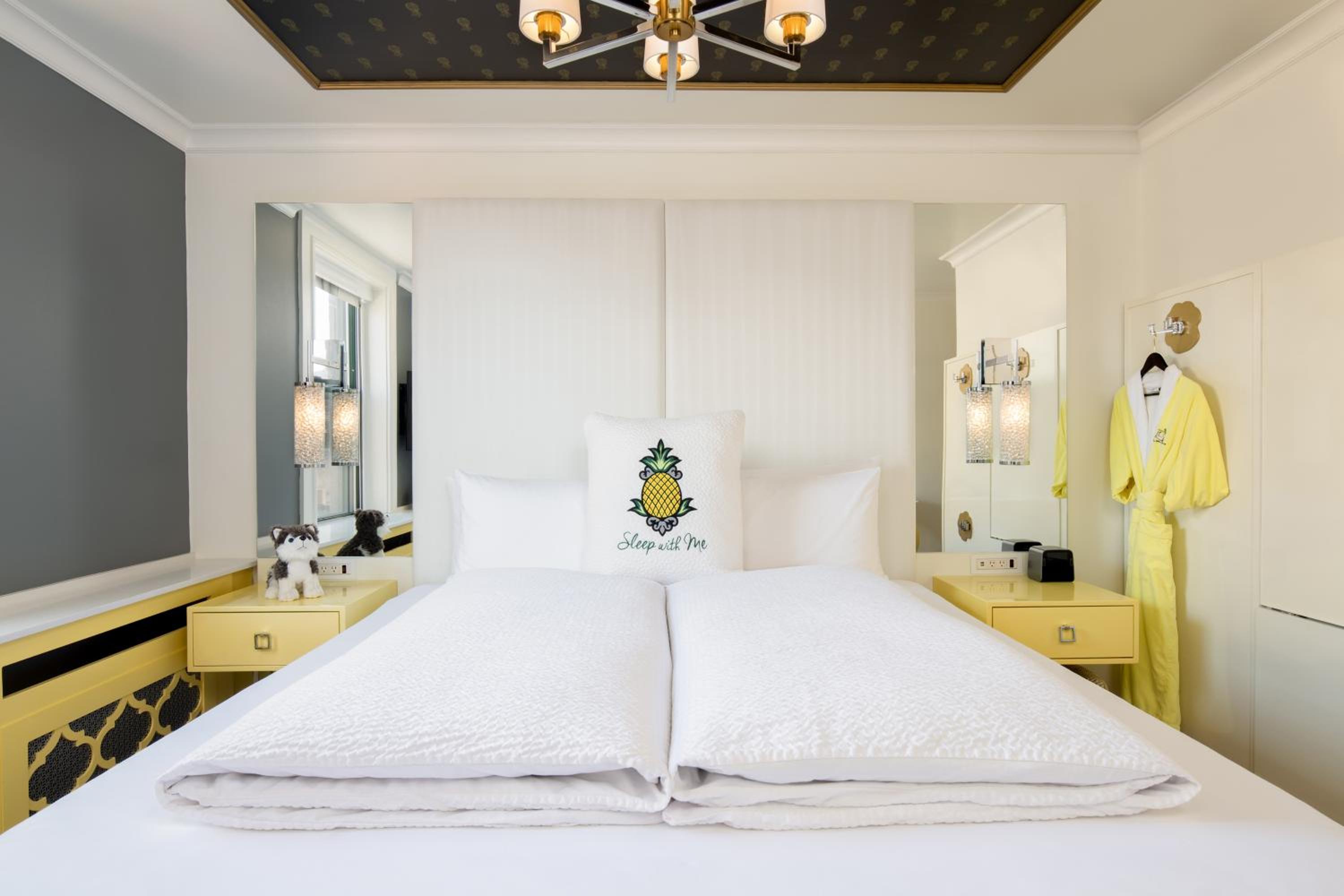 Boston Vacations - Staypineapple, A Delightful Hotel, South End - Property Image 4