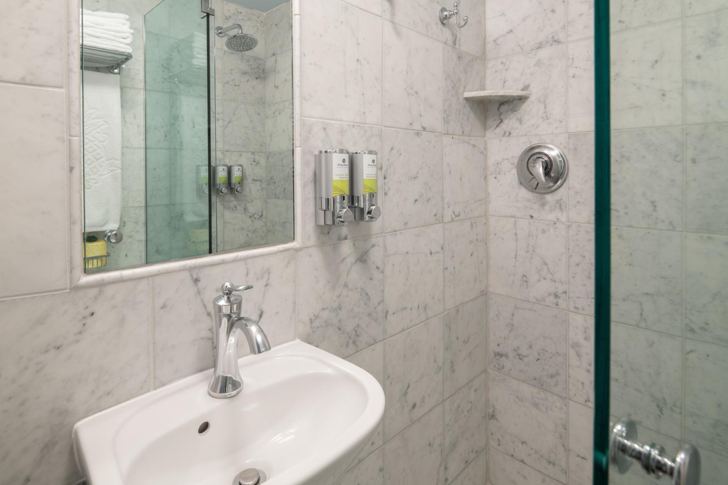 Boston Vacations - Staypineapple, A Delightful Hotel, South End - Property Image 5