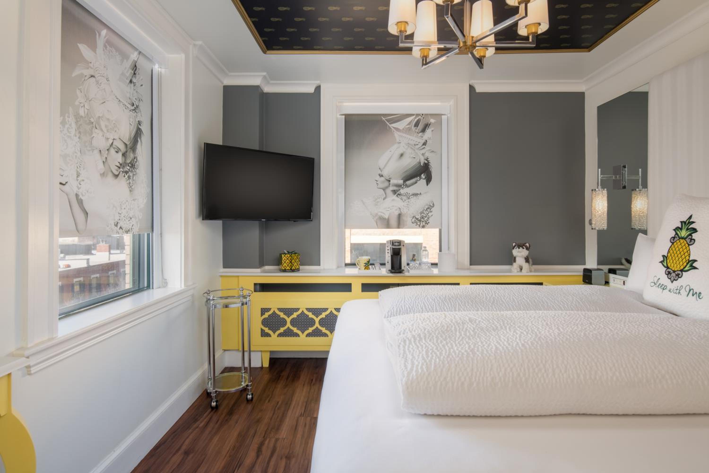 Boston Vacations - Staypineapple, A Delightful Hotel, South End - Property Image 1