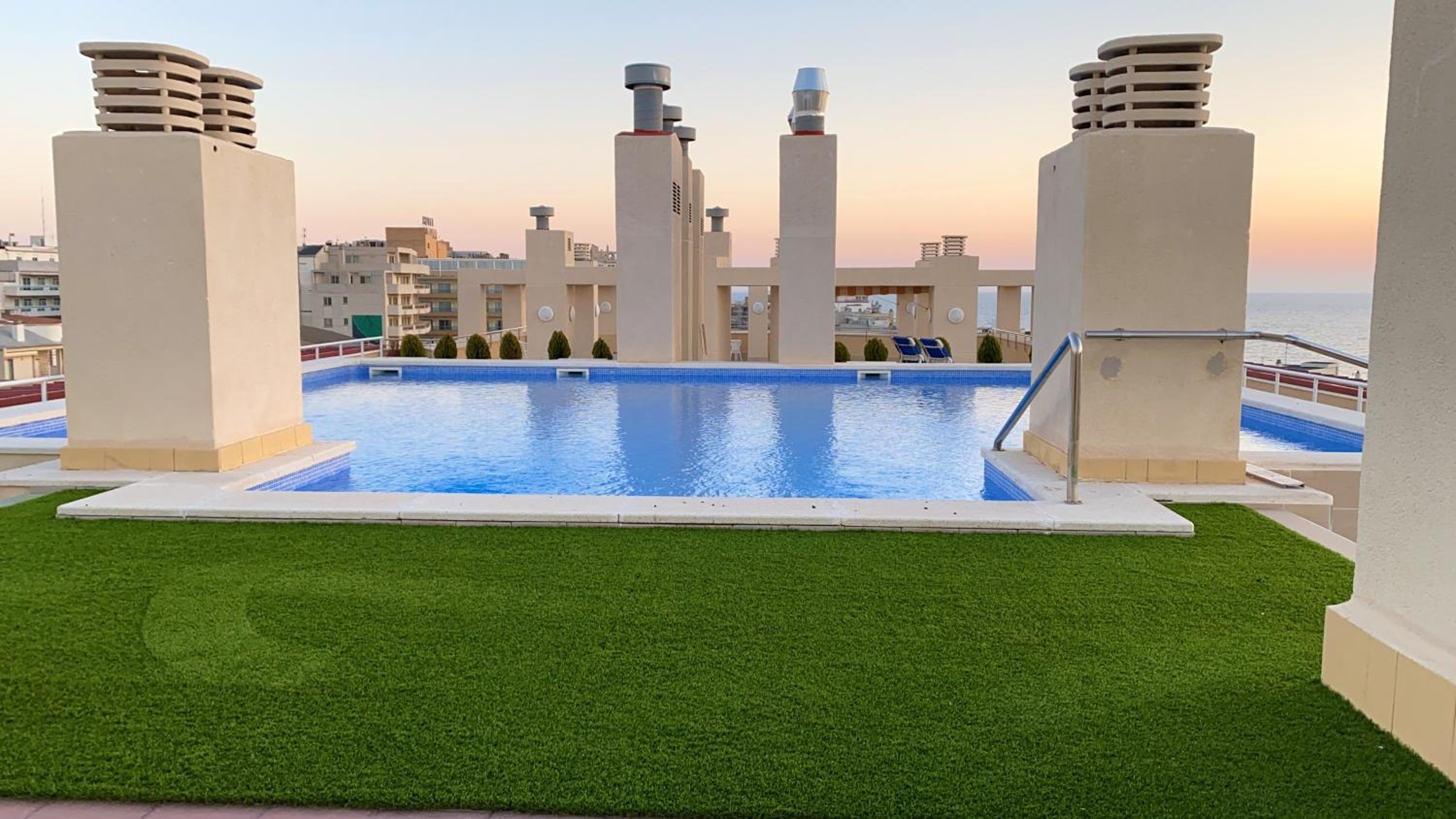 Modern Apartment in Salou - 50 m² + Pool