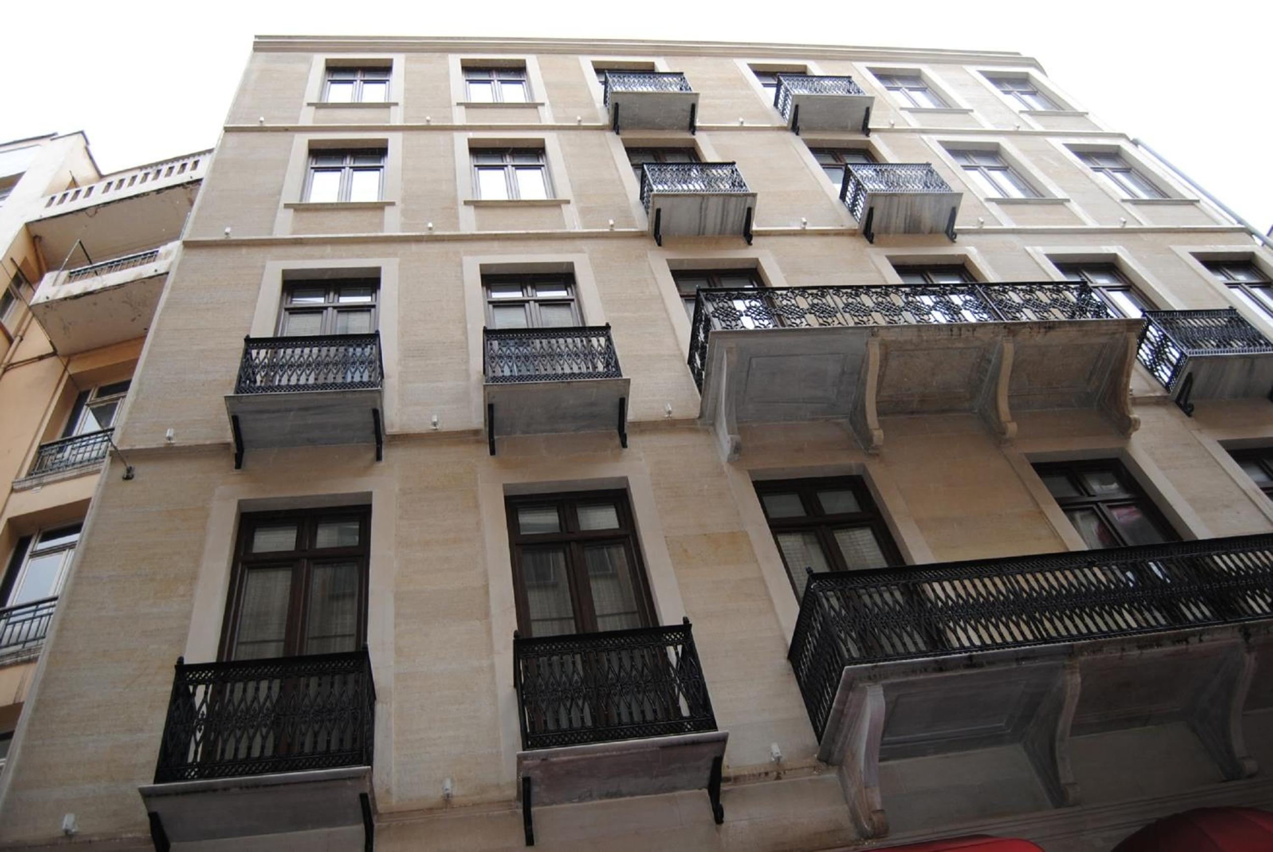 Pera Residence - Image 15