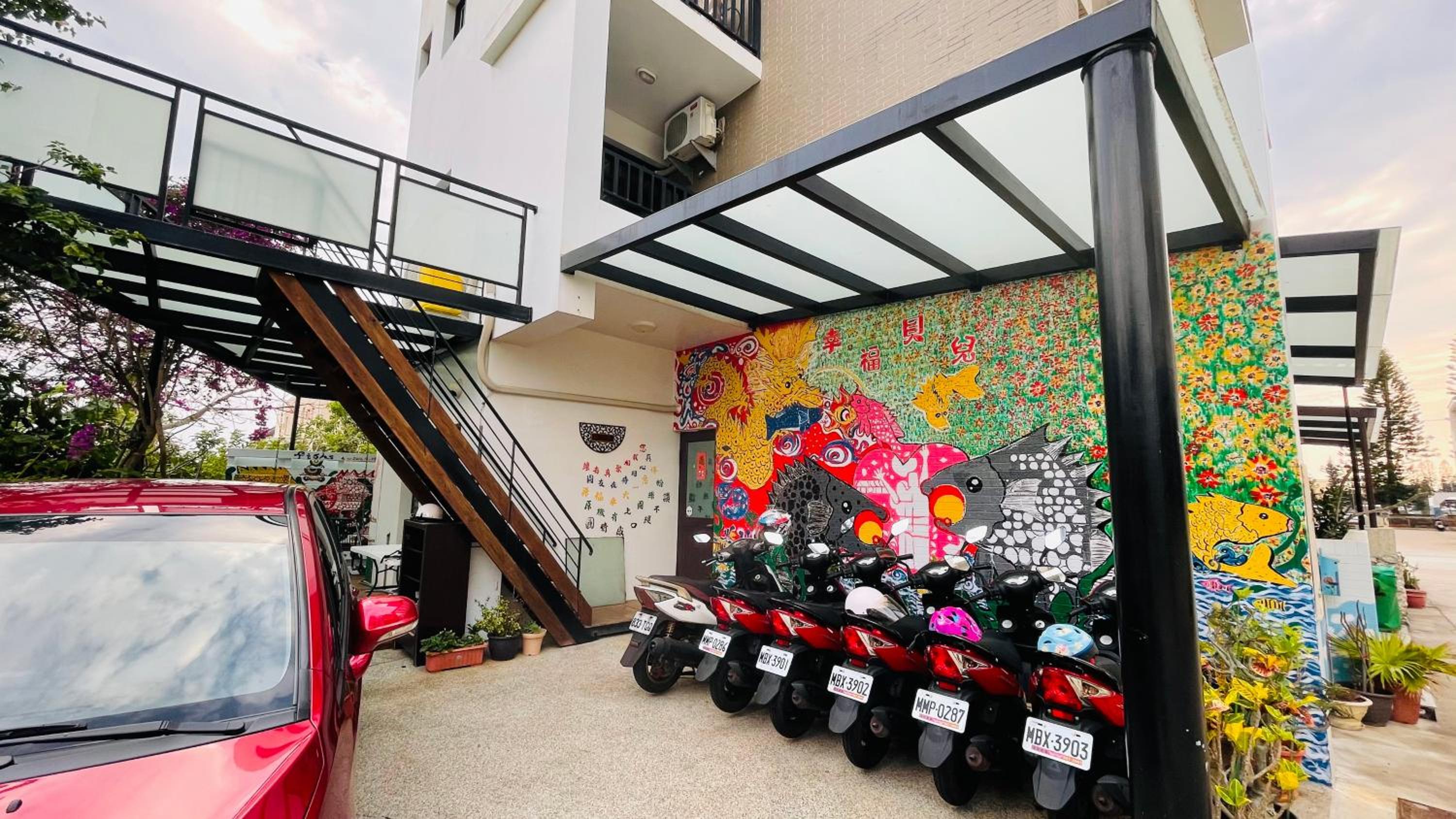 Lucky Bear Guesthouse view 3