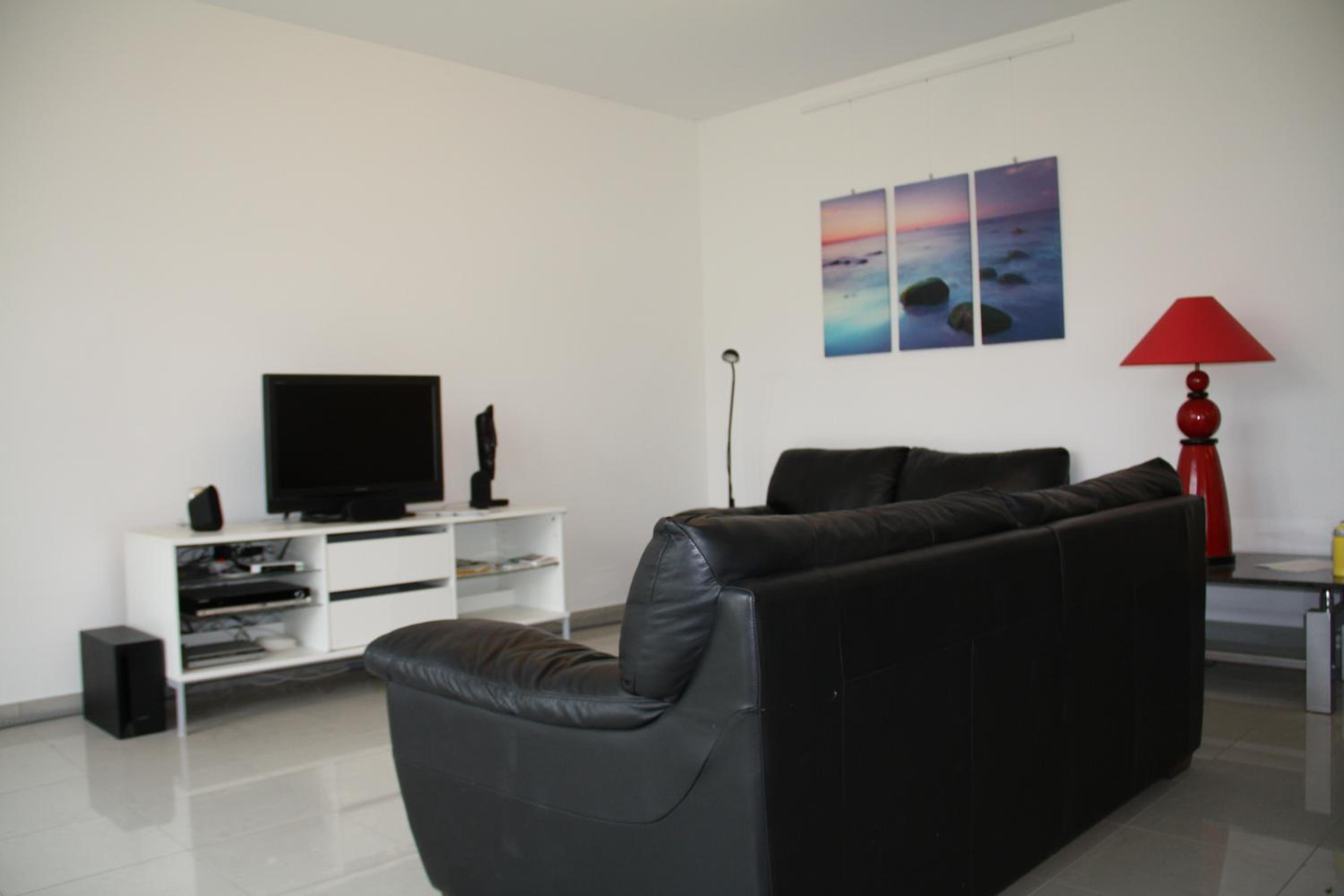 Indoor Swimming Pool, Sauna, Fitness, Private Gardens, Spacious Modern Apartment view 5