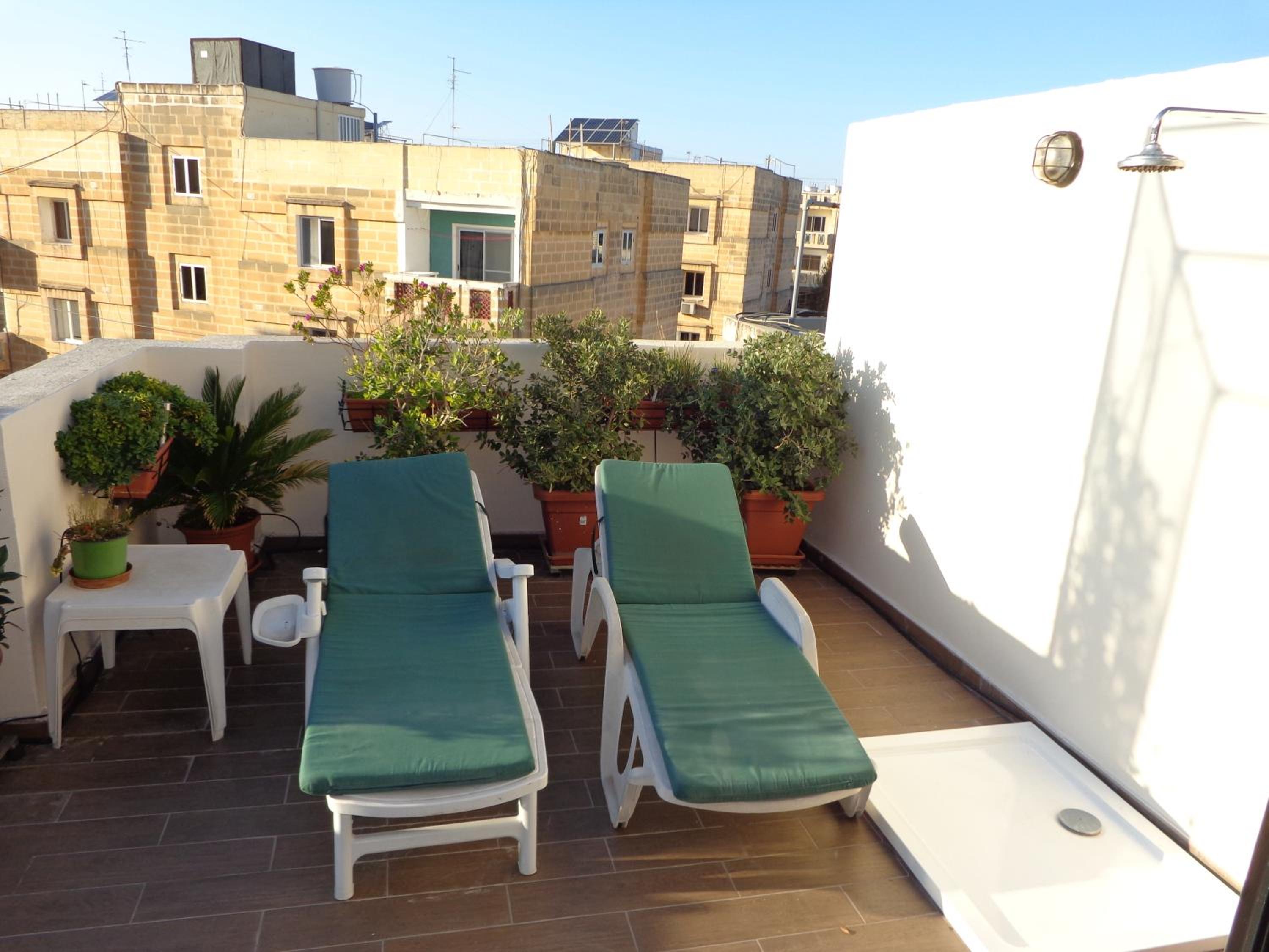 Lovely Penthouse with private sun terrace between Valletta and Sliema view 3