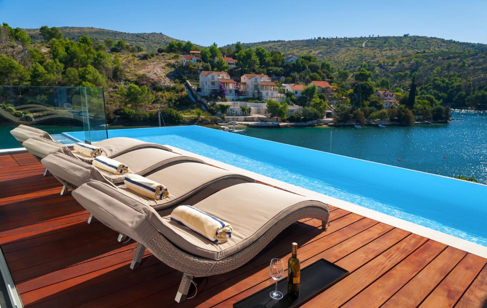 Stunning Brac Villa 5 Bedrooms Villa Infinite Stunning Sea Views view 2