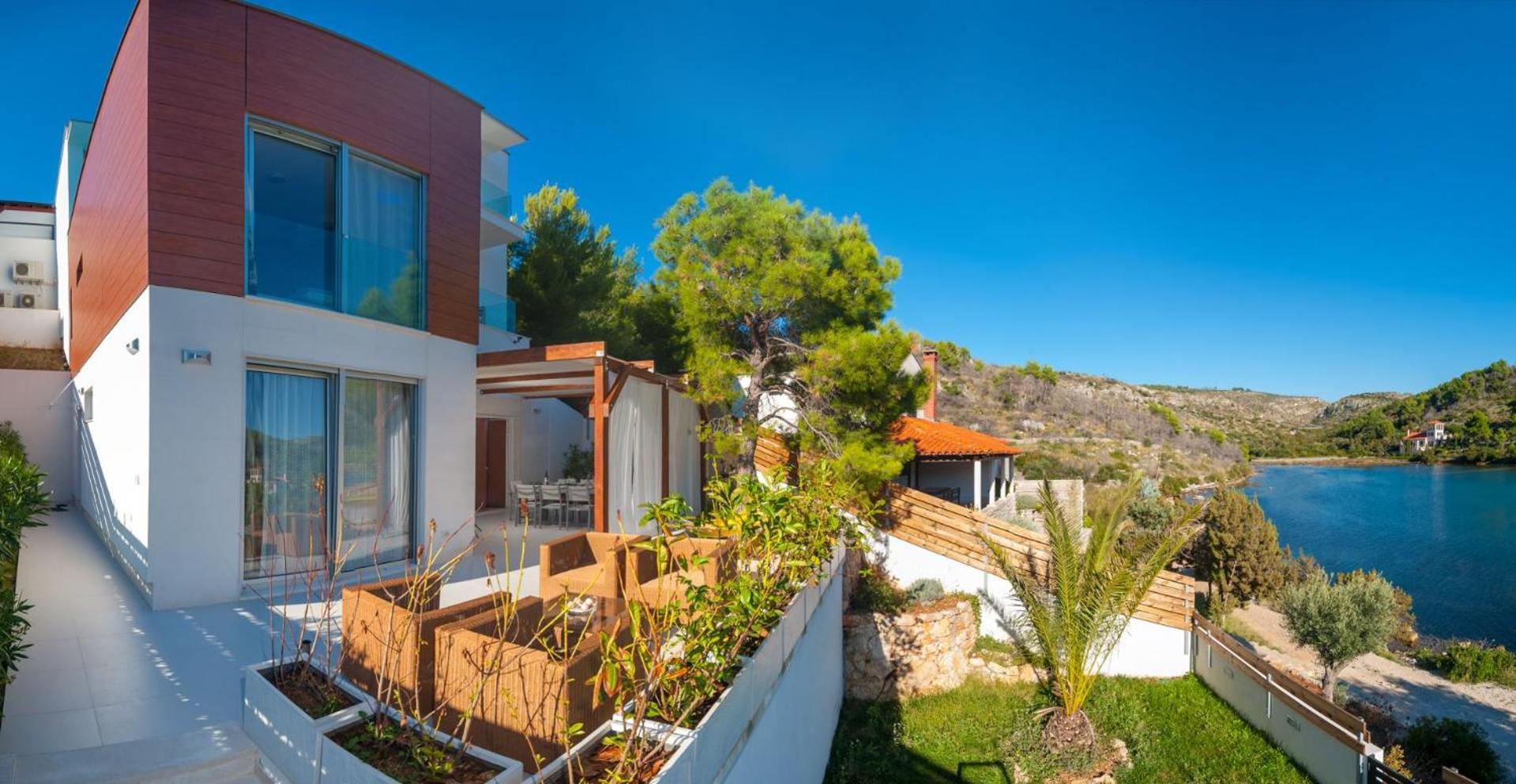 Stunning Brac Villa 5 Bedrooms Villa Infinite Stunning Sea Views view 3