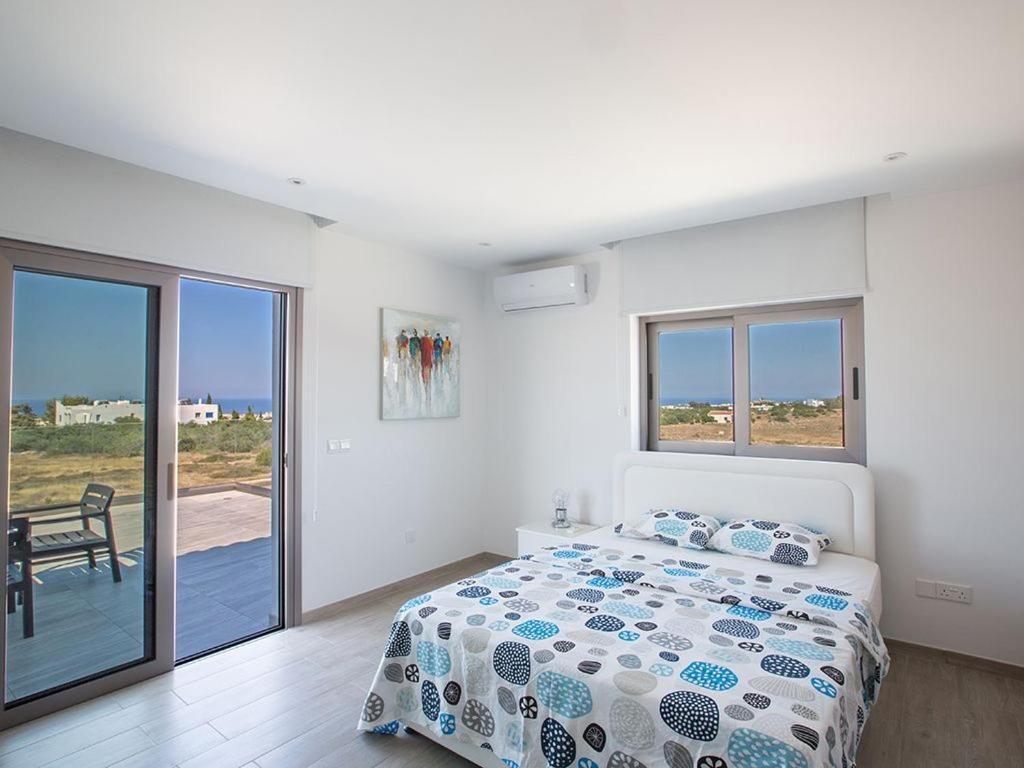 Villa Ioanni Chrysos - Luxury And New 6 Bedroom Protaras Villa view 4