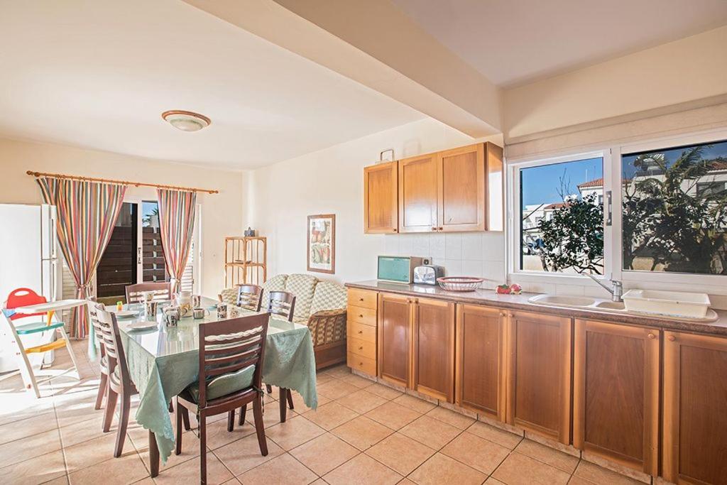Villa Magusta - Modern 4 Bedroom Ayia Thekla Villa with Pool - Close to the Beach view 2