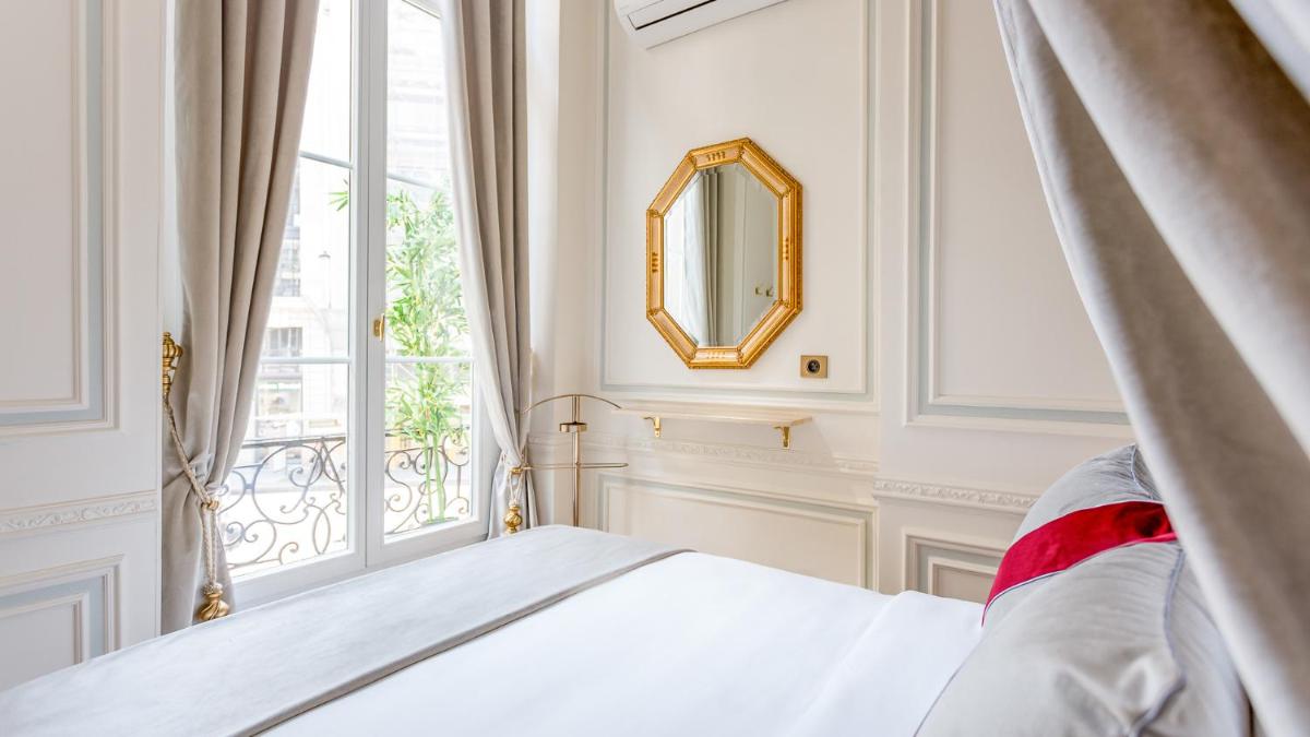 Luxury 3 Bedroom 2 Bathroom Palace Apartment - AC - Louvre