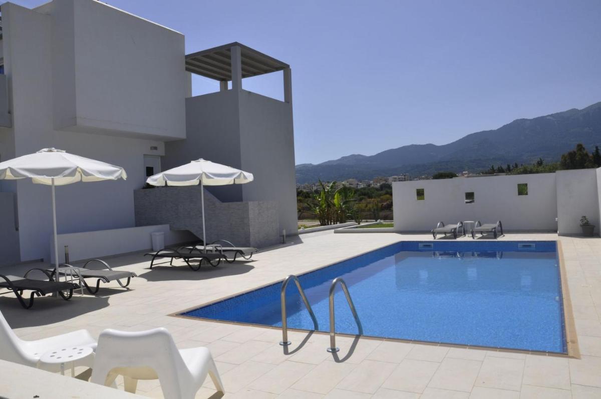 Xenos Villa 3 - Luxury Villa With Private Pool Near The Sea. view 4