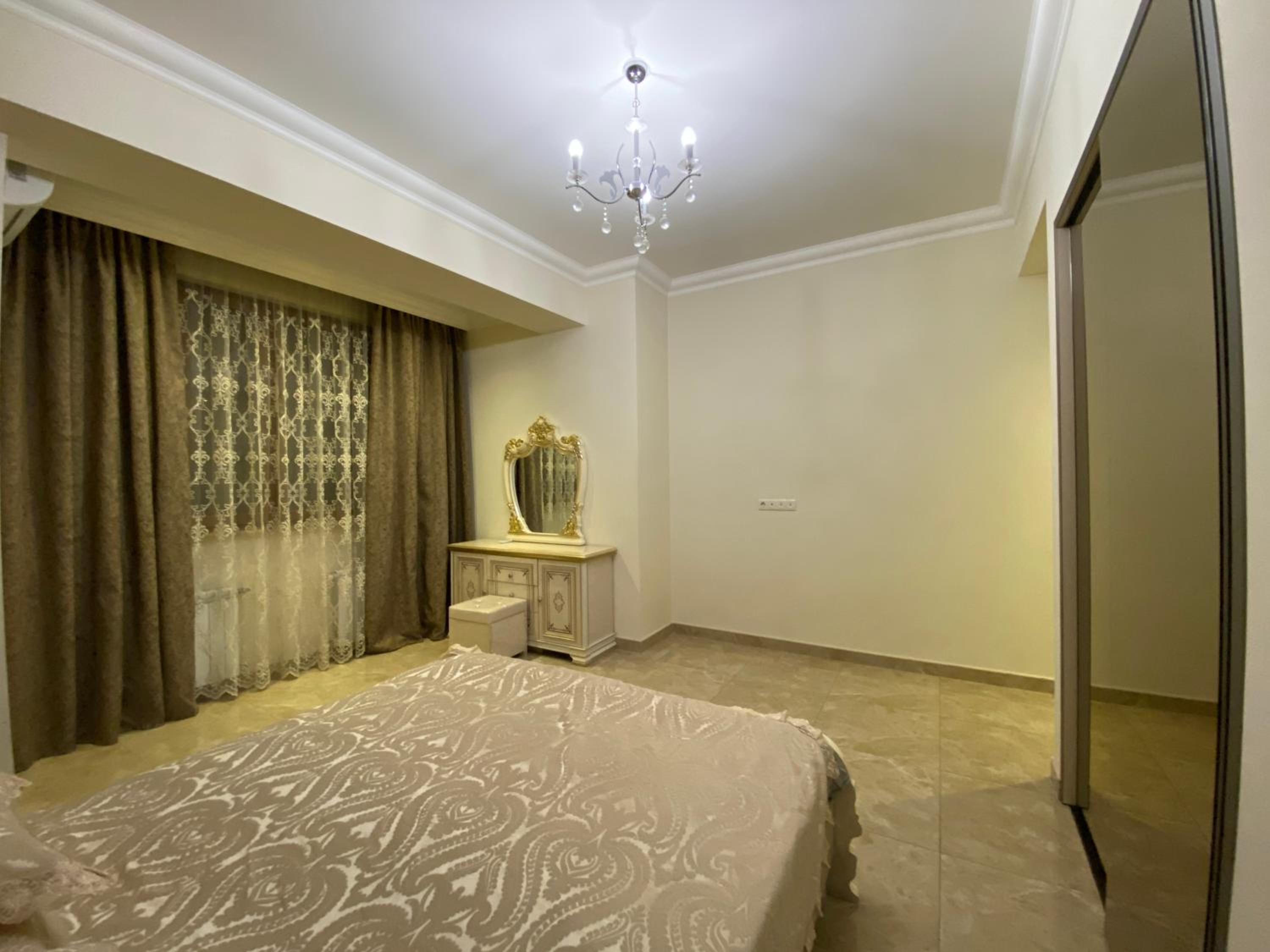 Teryan street 3 bedrooms Luxury and Unique apartment TT777
