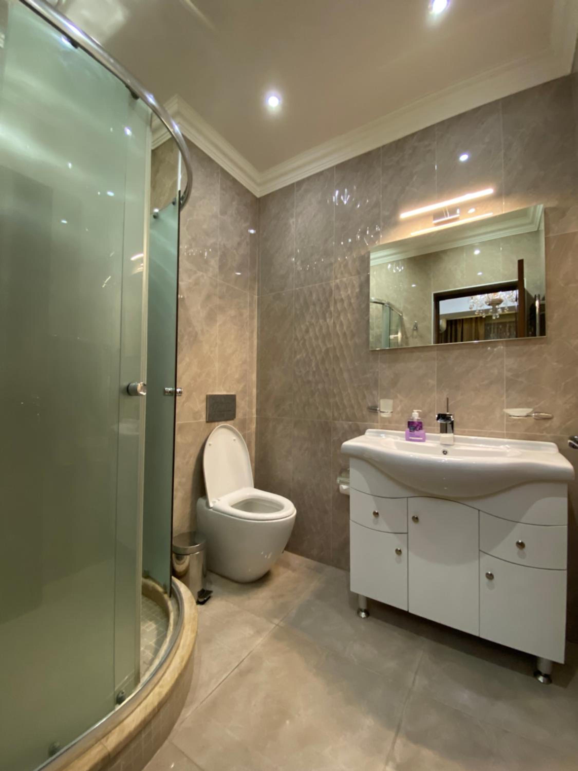 Teryan street 3 bedrooms Luxury and Unique apartment TT777