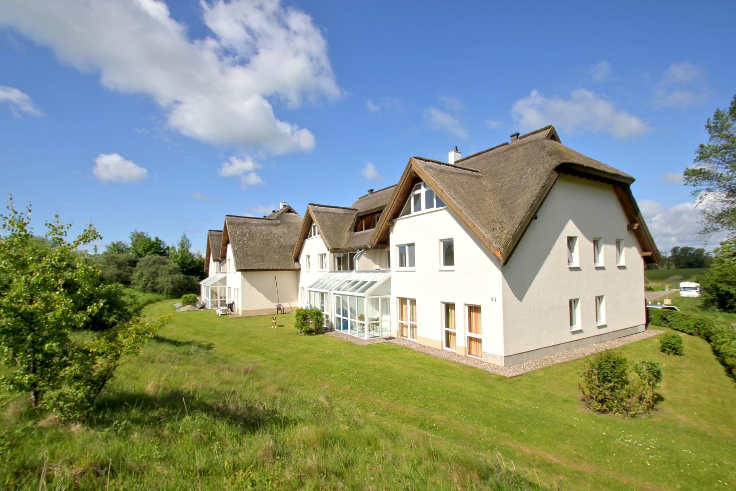 Strandhaus Mönchgut Ferienwohnung 06 mit Sauna- und Schwimmbadnutzung im AHOI Sellin