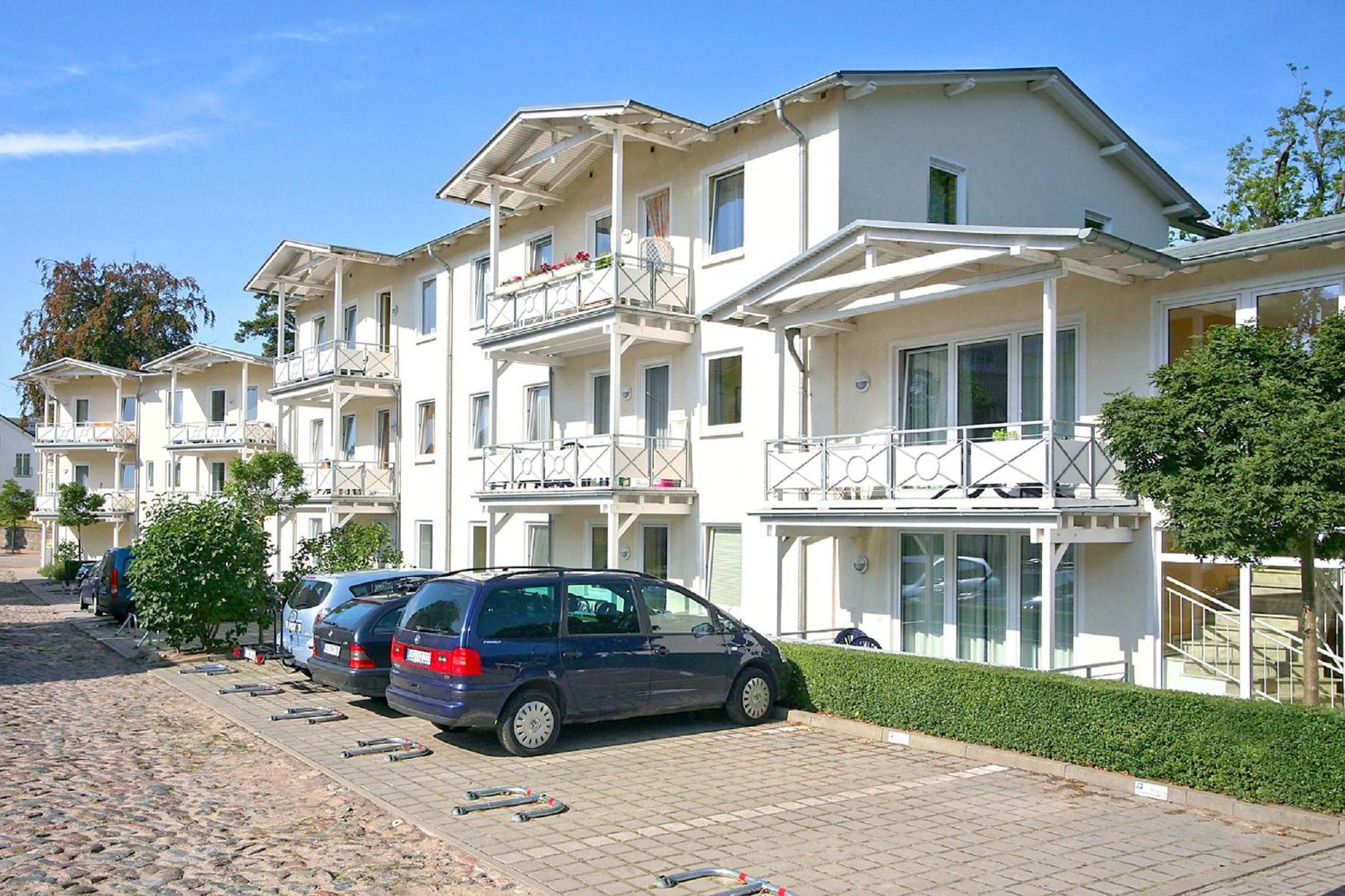 strandnah, Terrasse, AHOI Erlebnisbad gratis in Sellin - Strandresidenz Brandenburg FeWo01