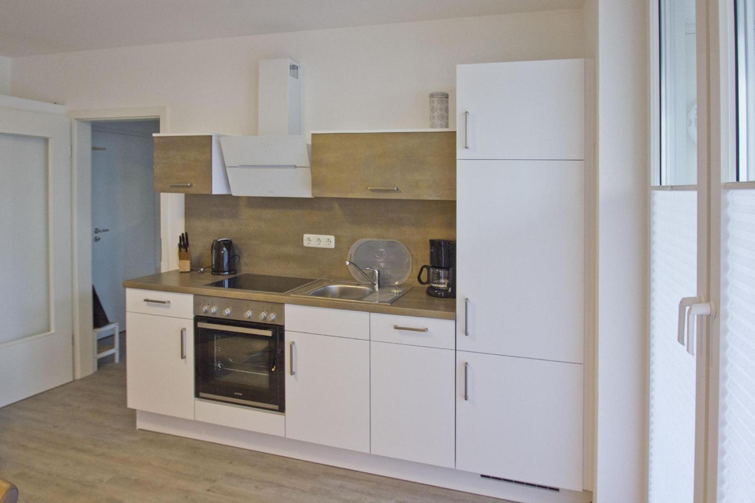 strandnah, Terrasse, AHOI Erlebnisbad gratis in Sellin - Strandresidenz Brandenburg FeWo01
