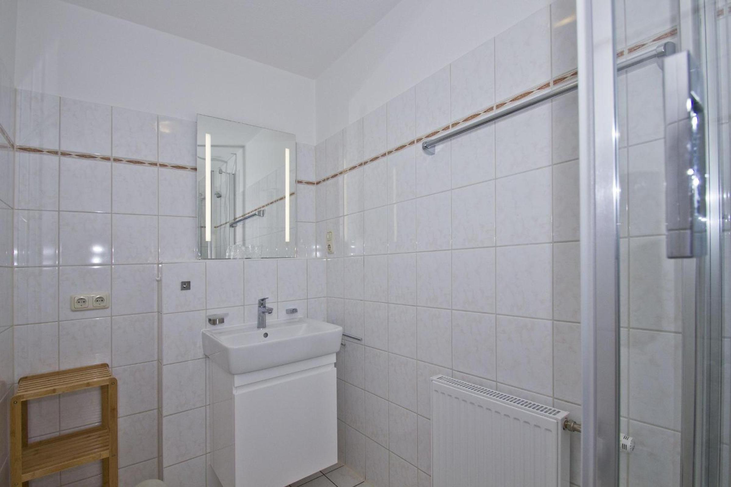 Strandresidenz Brandenburg Ferienwohnung 24 mit Sauna- und Schwimmbadnutzung im AHOI Sellin