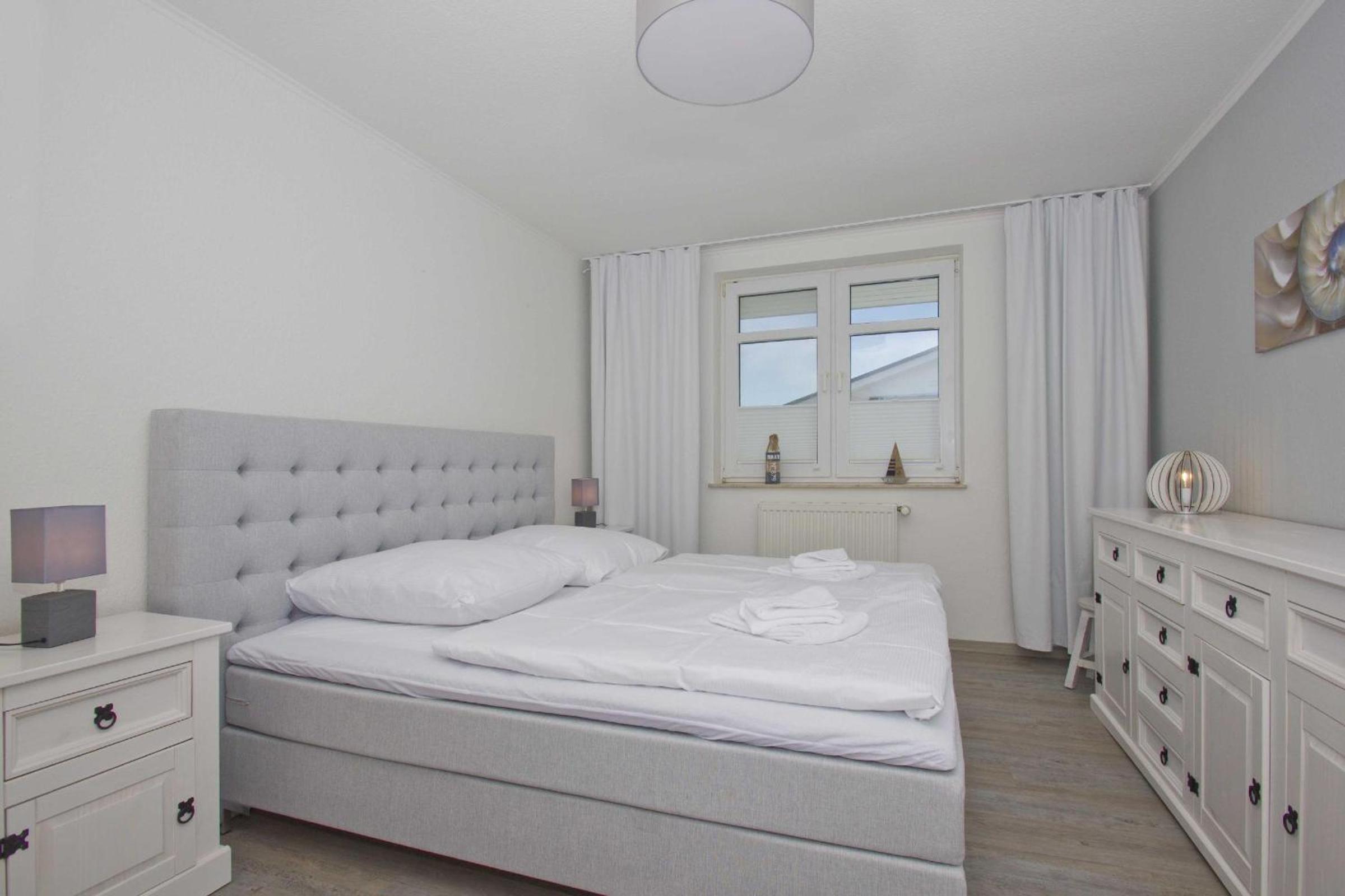 Haus Strandeck Ferienwohnung 19 mit Sauna- und Schwimmbadnutzung im AHOI Sellin