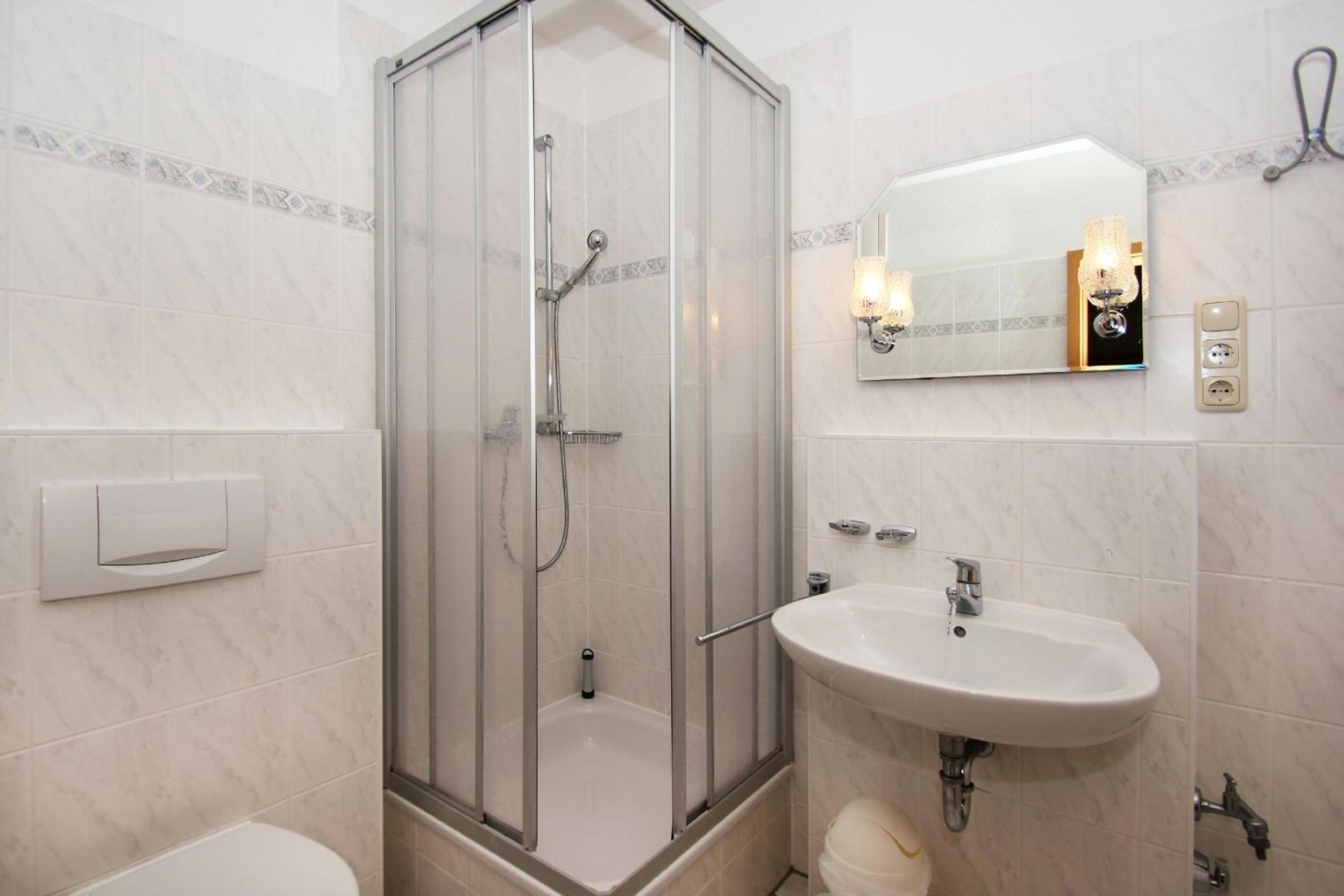 Villa Karola Ferienwohnung 09 mit Sauna- und Schwimmbadnutzung im AHOI Sellin