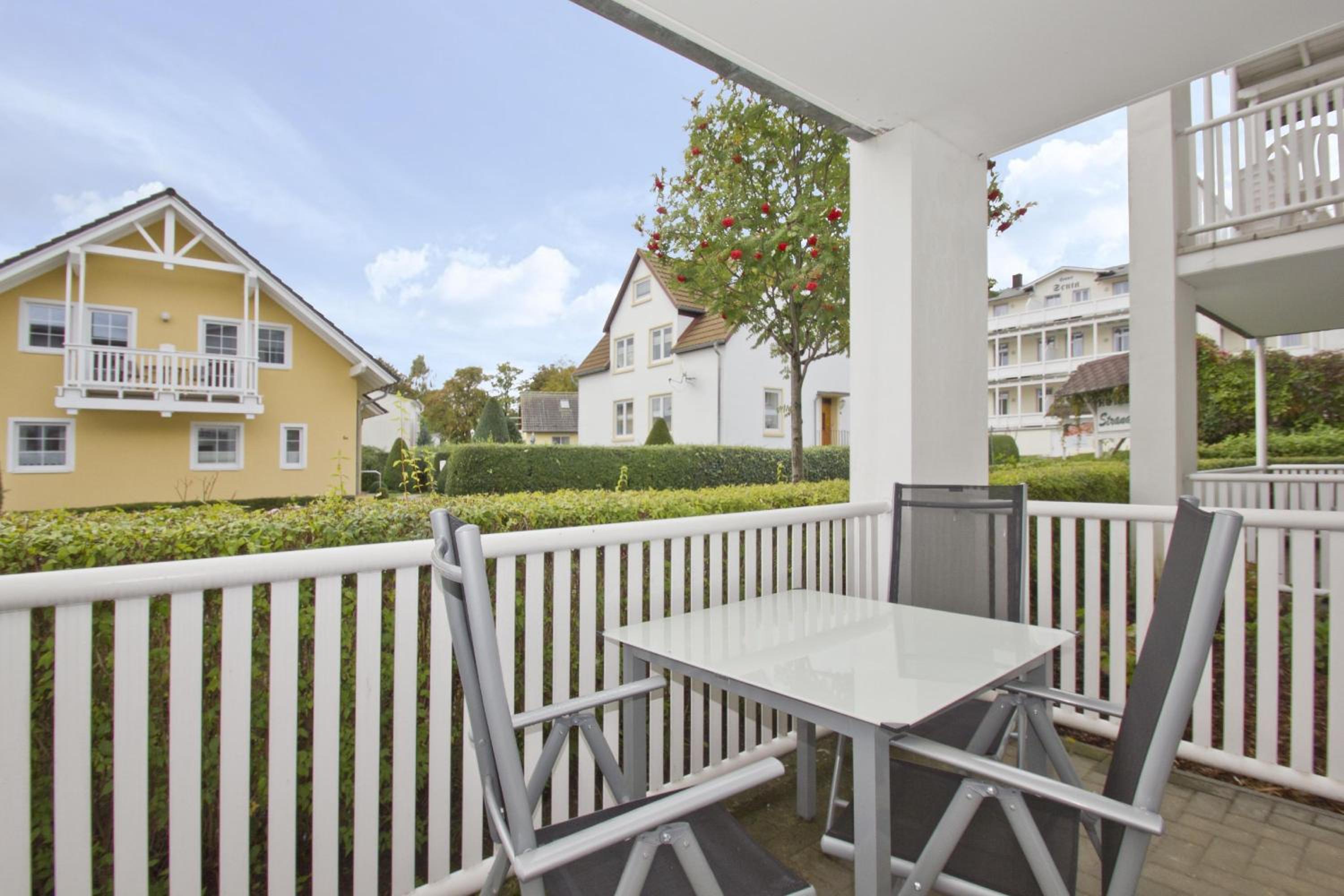 Villa Karola Ferienwohnung 04 mit Sauna- und Schwimmbadnutzung im AHOI Sellin