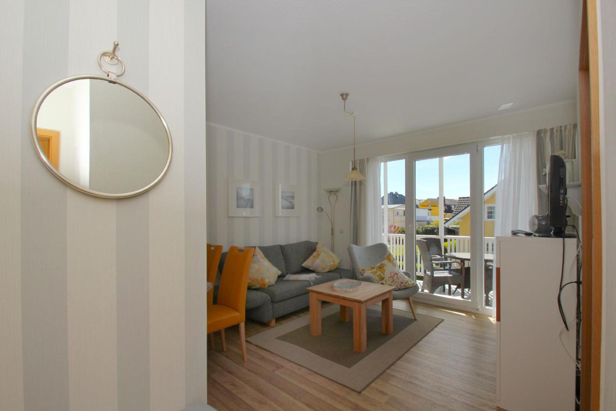 Villa Karola Ferienwohnung 12 mit Sauna- und Schwimmbadnutzung im AHOI Sellin