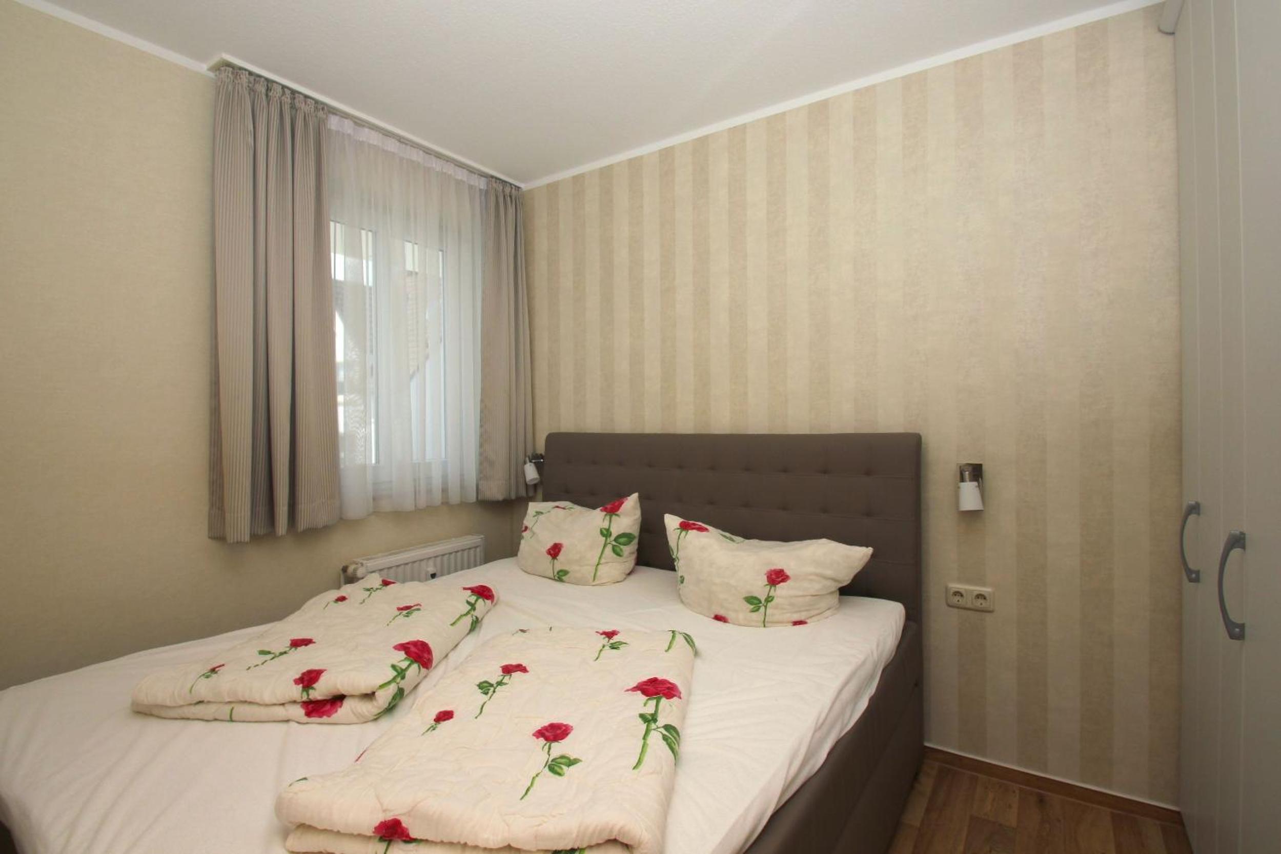 Villa Karola Ferienwohnung 12 mit Sauna- und Schwimmbadnutzung im AHOI Sellin