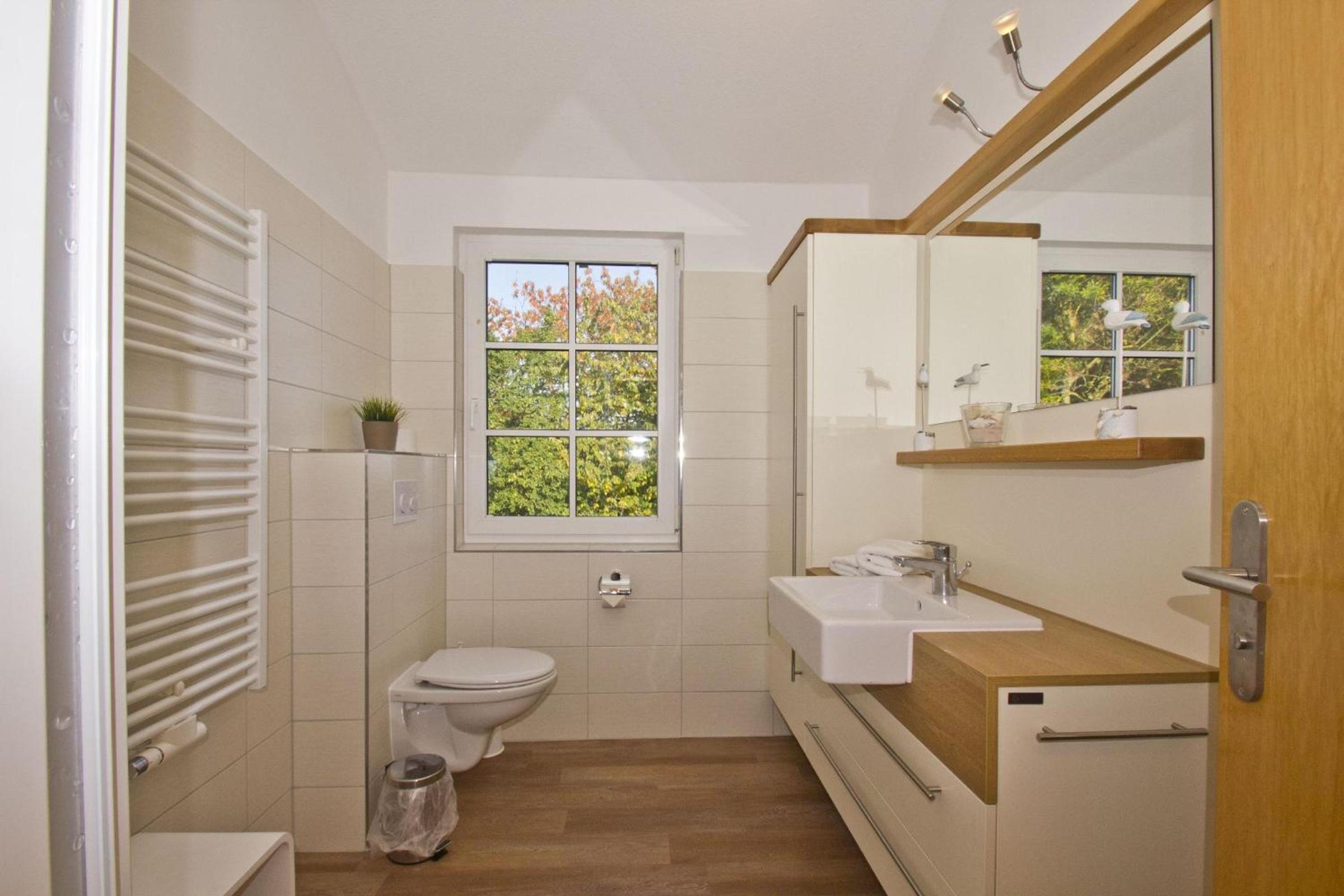 Haus Blick zur See Ferienwohnung 14 - mit Sauna- und Schwimmbadnutzung im AHOI Sellin