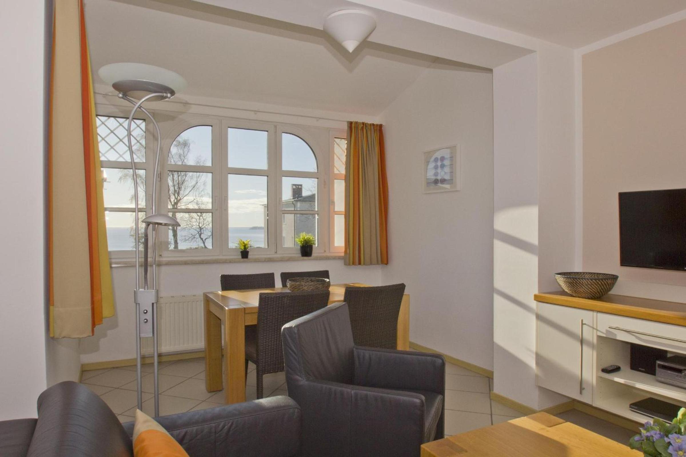 Haus Blick zur See Ferienwohnung 01 - mit Sauna- und Schwimmbadnutzung im AHOI Sellin
