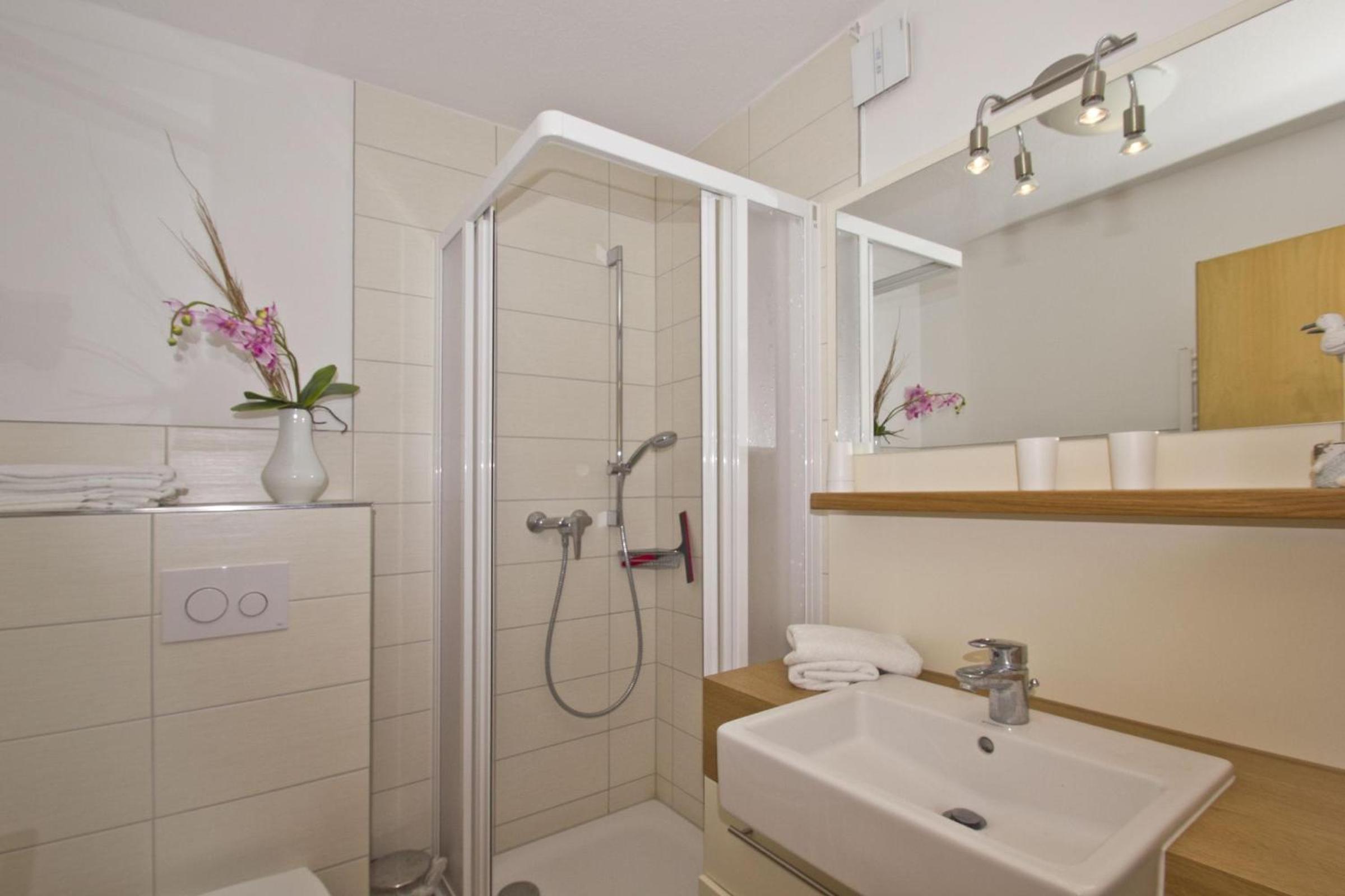 Haus Blick zur See Ferienwohnung 13 mit Sauna- und Schwimmbadnutzung im AHOI Sellin