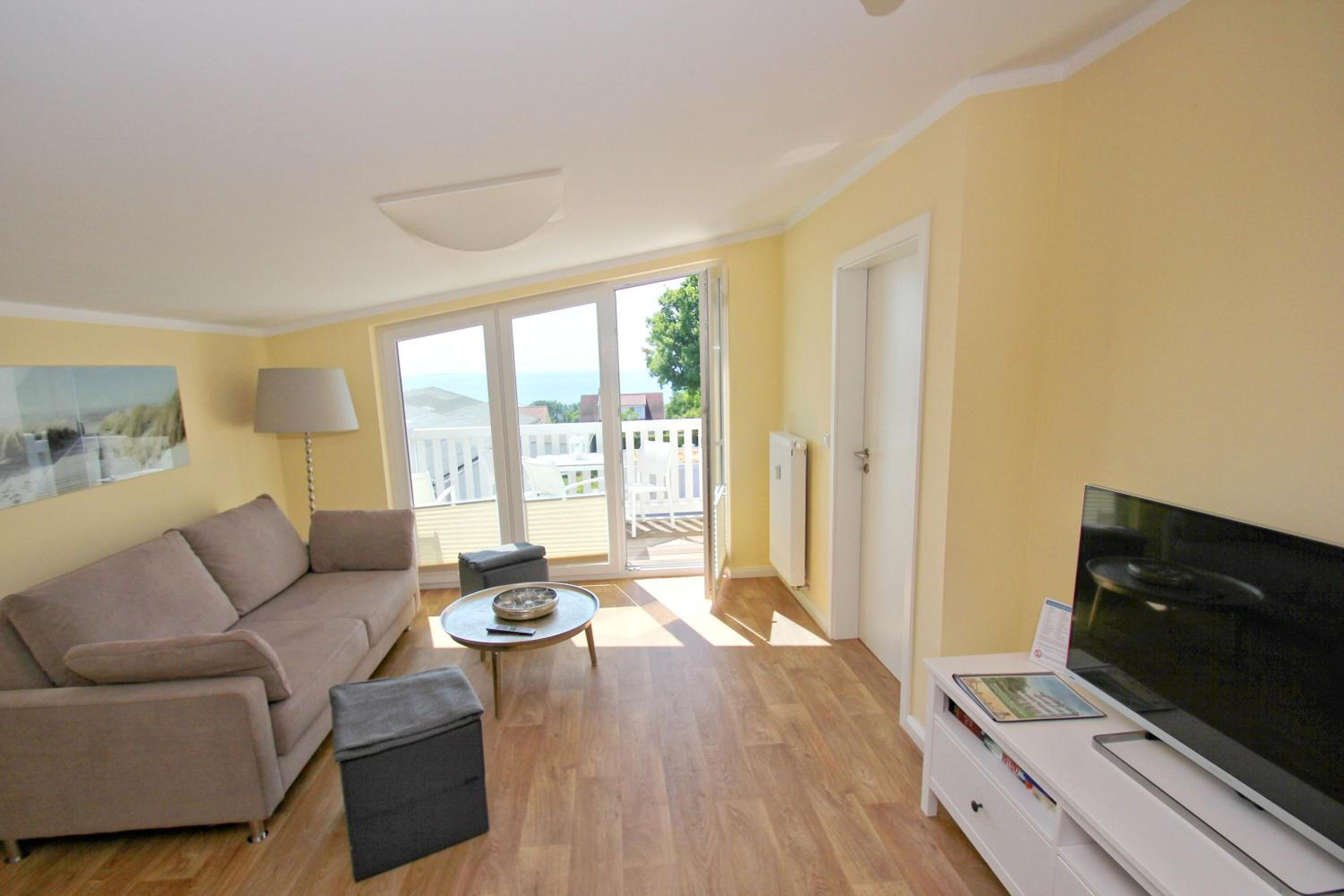 mit Meerblick und Balkon, gratis Nutzung vom AHOI Erlebnisbad und Sauna in Sellin - Meeresblick FeWo 60