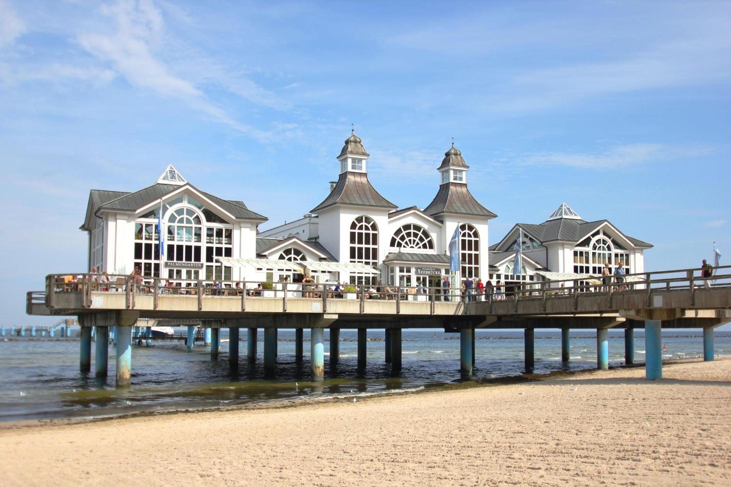 F-1069 Strandhaus Göhren FeWo 06 strandnah, Gartennutzung