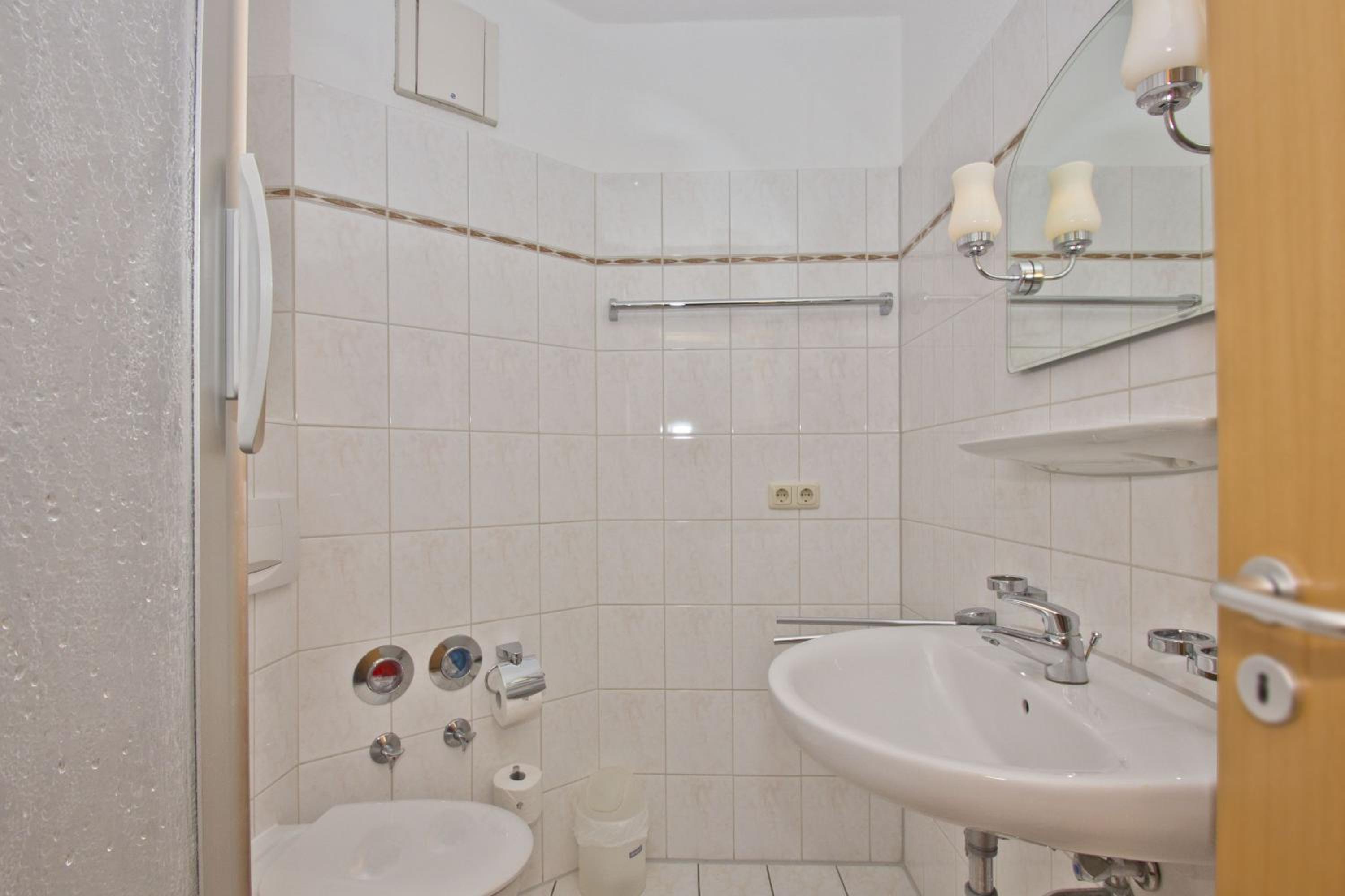 Strandresidenz Brandenburg Ferienwohnung 04 mit gratis Nutzung vom AHOI Erlebnisbad und Sauna in Sellin