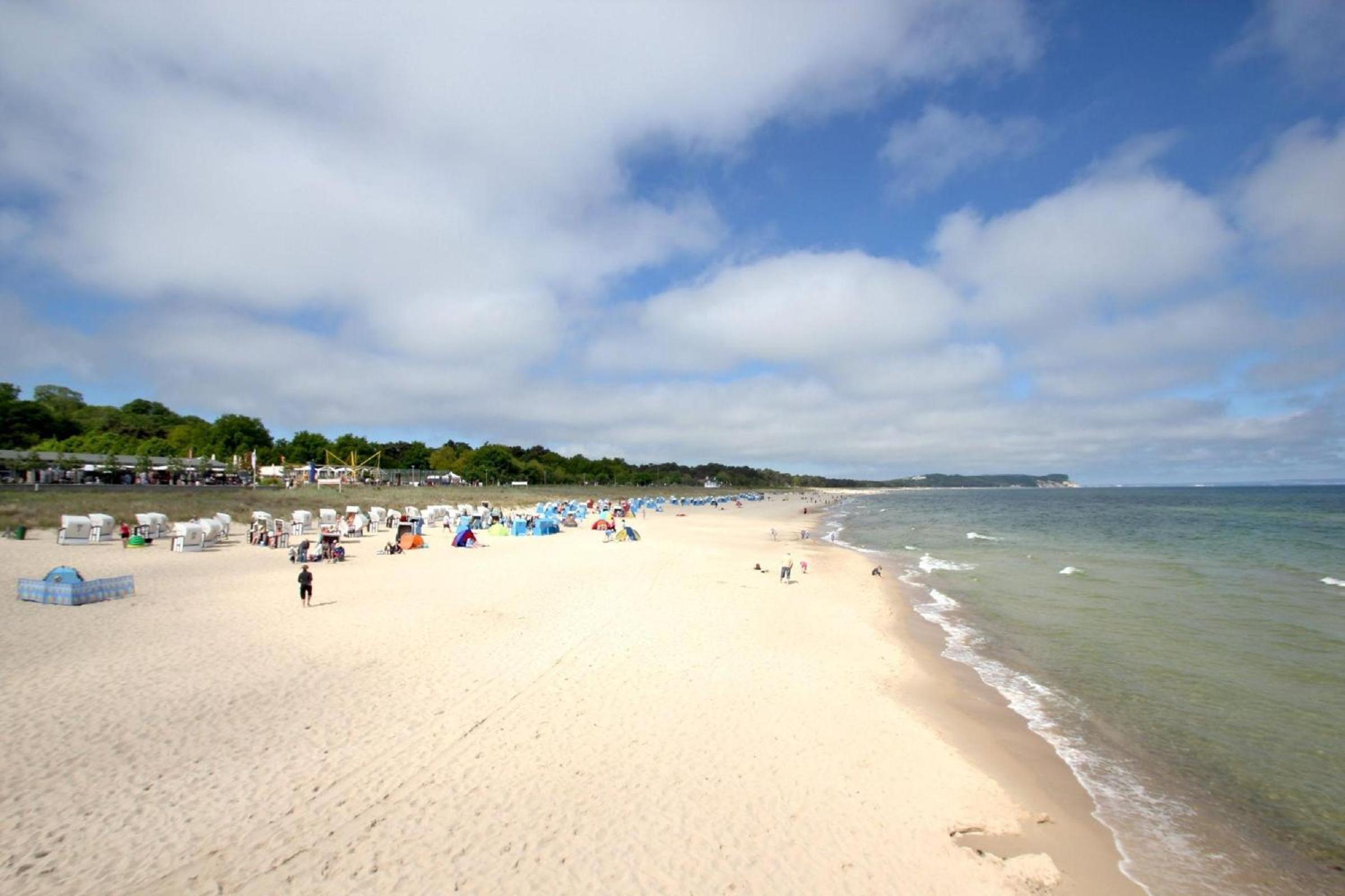 Strandresidenz Brandenburg Ferienwohnung 04 mit gratis Nutzung vom AHOI Erlebnisbad und Sauna in Sellin