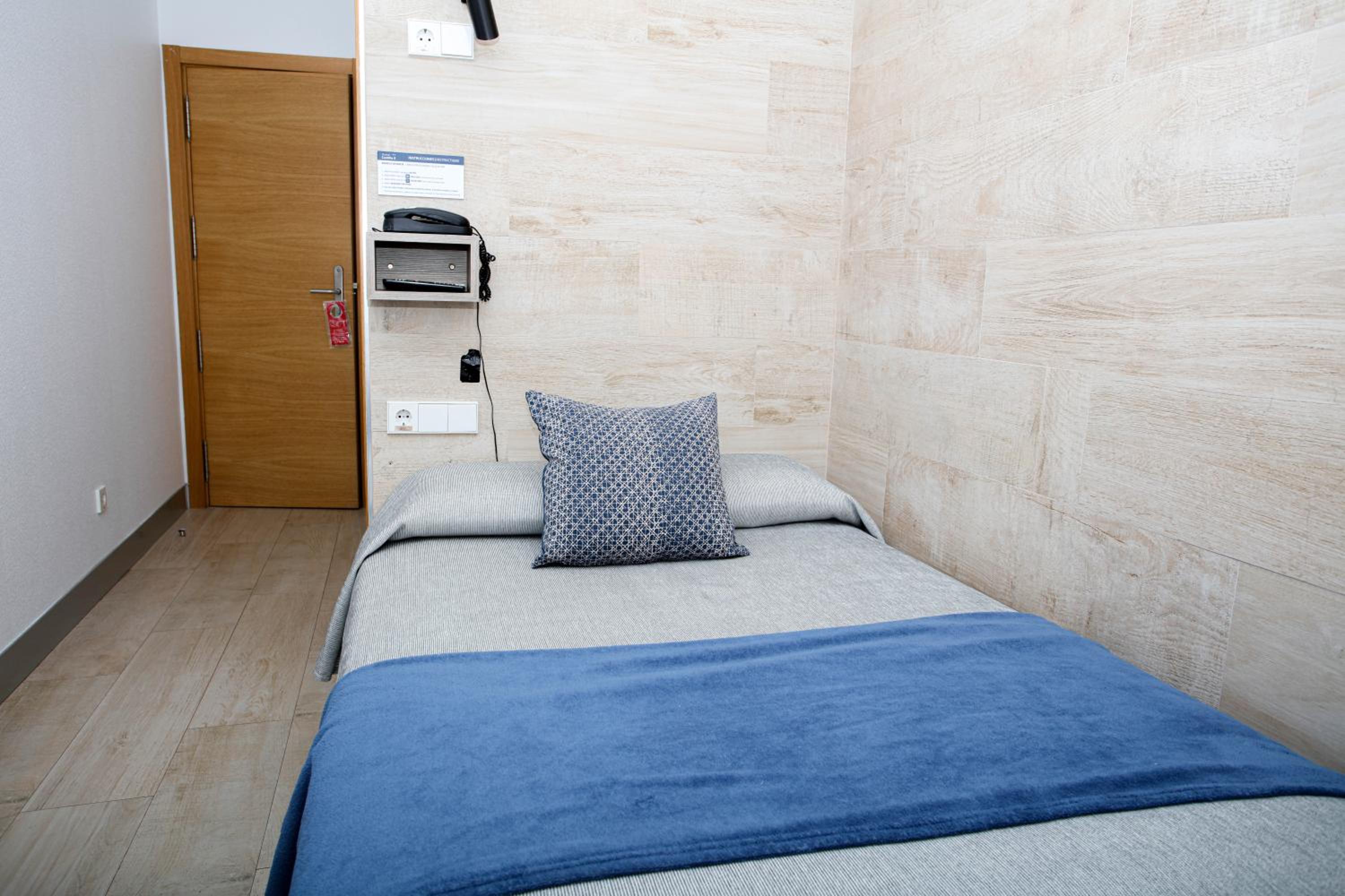 Hostal Castilla II Puerta del Sol