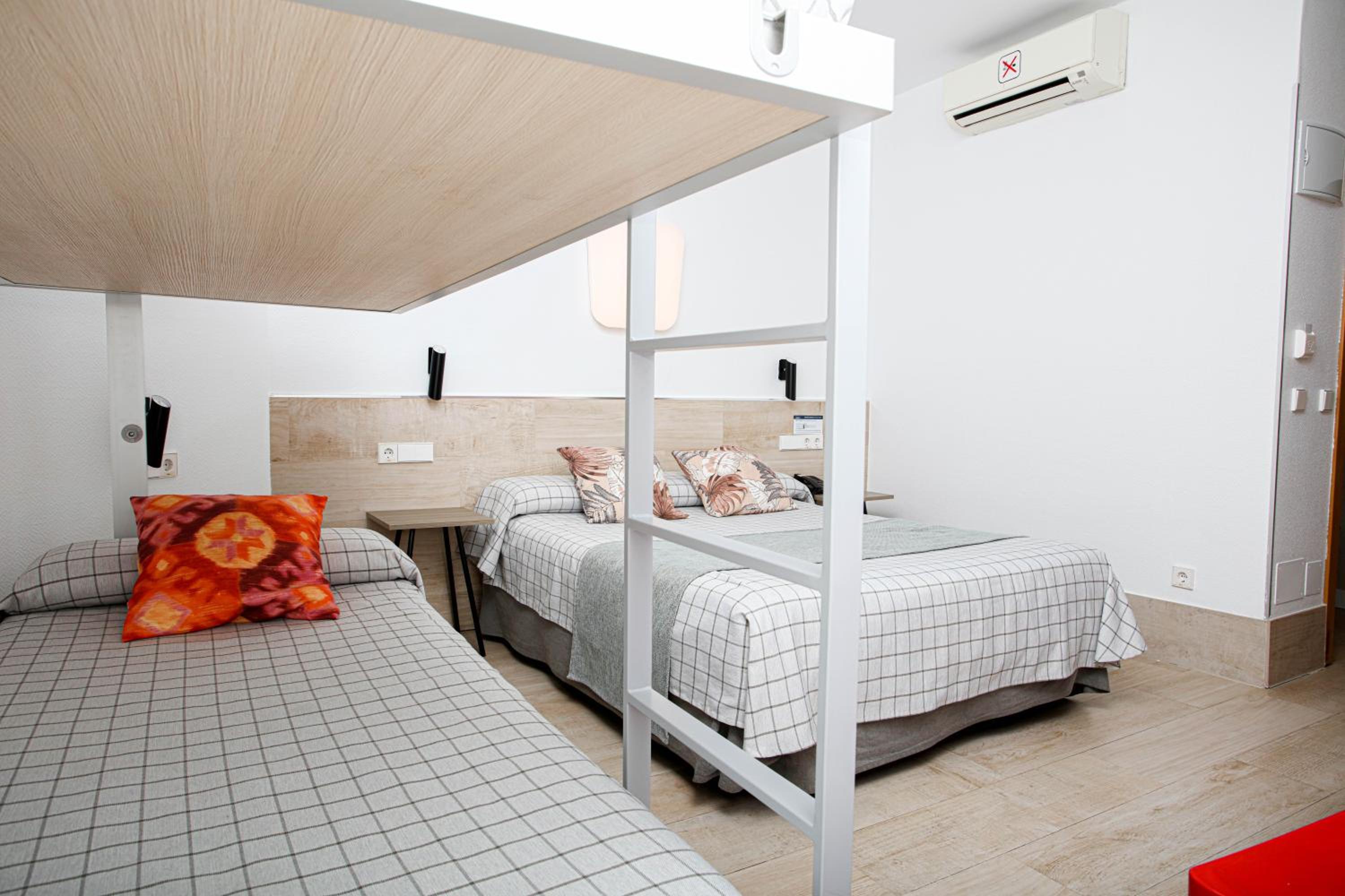 Hostal Castilla II Puerta del Sol