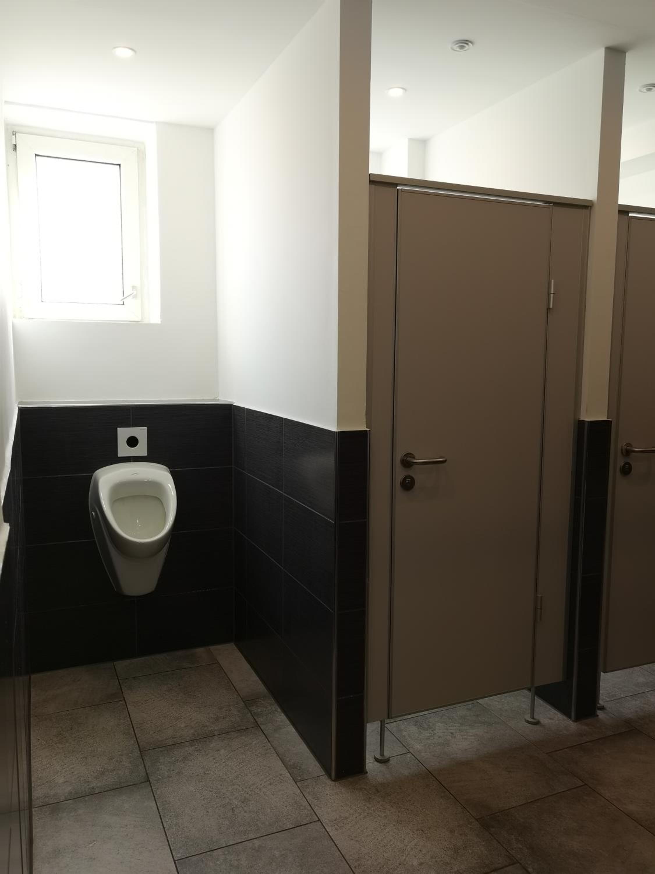 MAC City Hostel
