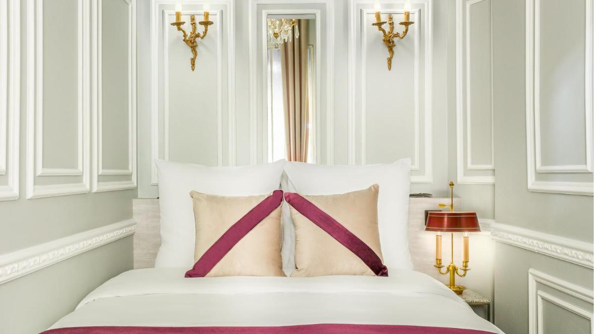 Luxury 3 bedroom Loft in Heritage Building - LE MARAIS