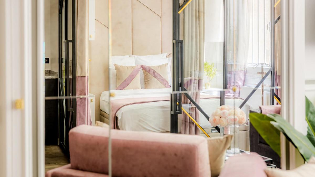 Luxury 3 bedroom Loft in Heritage Building - LE MARAIS