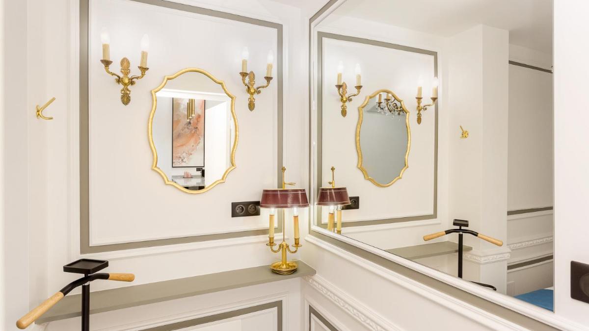 Luxury 3 bedroom Loft in Heritage Building - LE MARAIS
