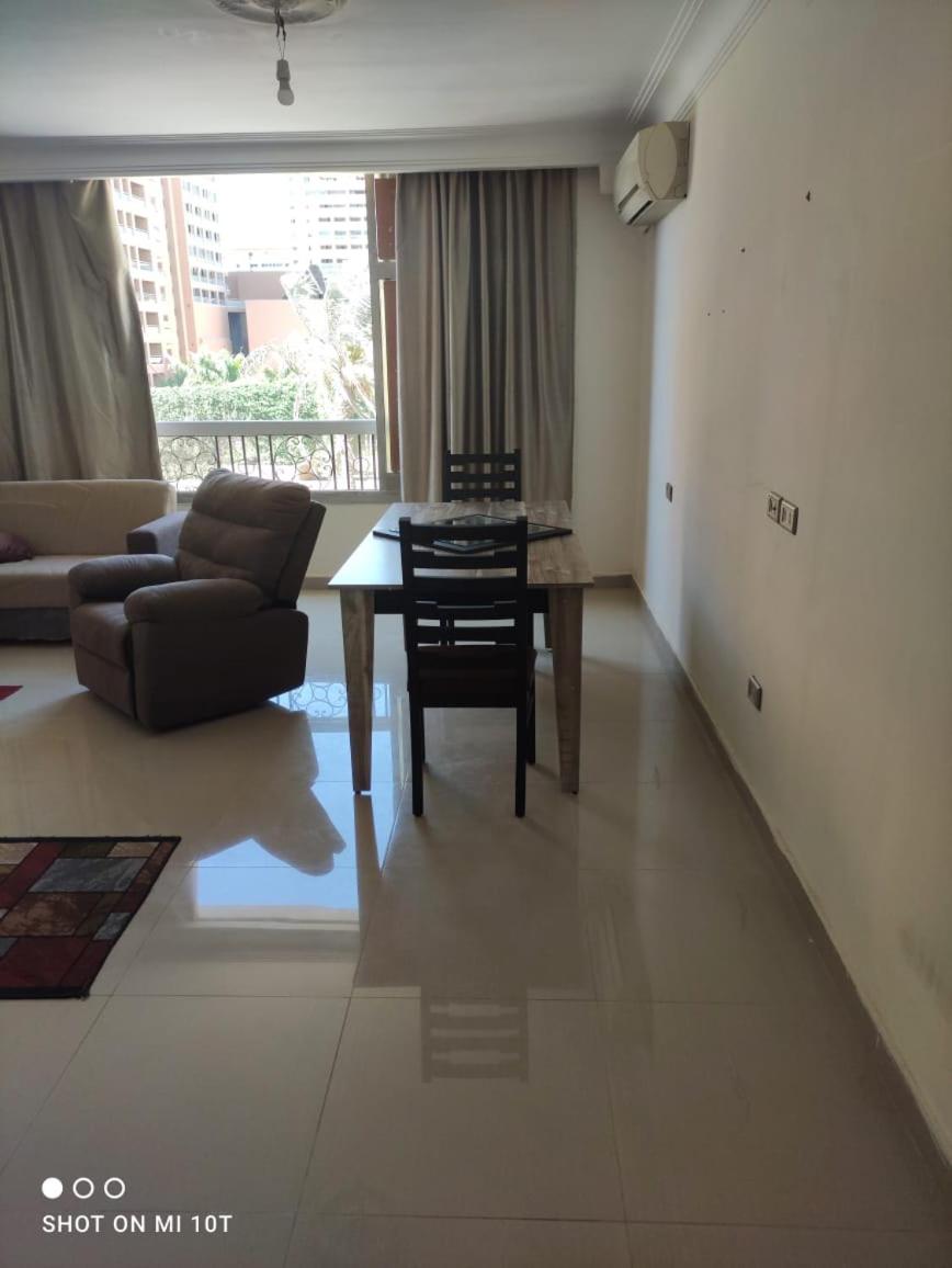 Full Flat cozy place terrific view