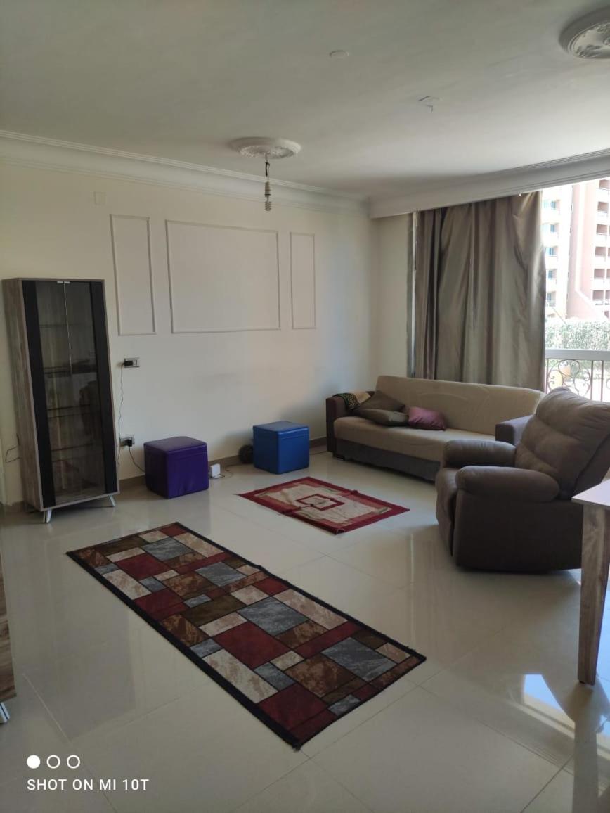 Full Flat cozy place terrific view