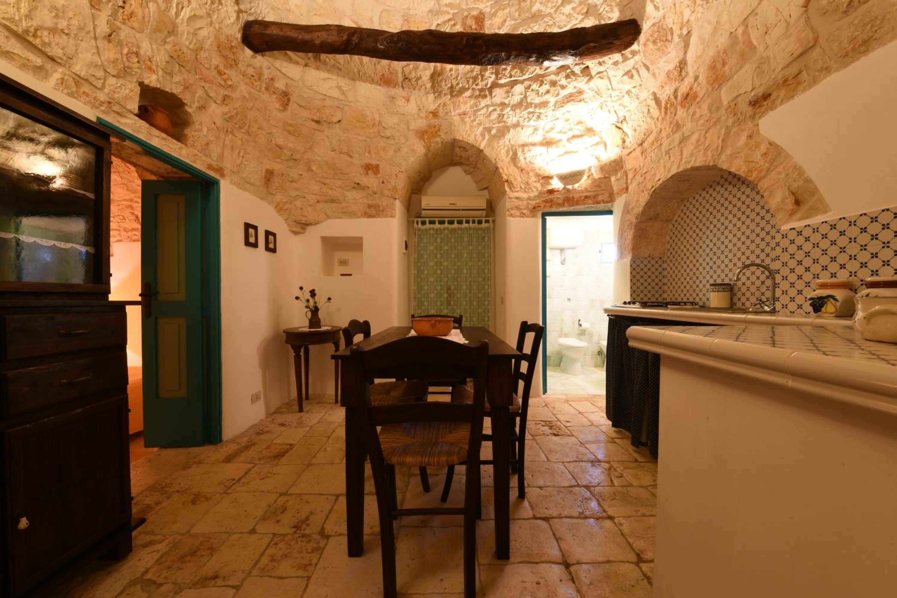 Photo 96