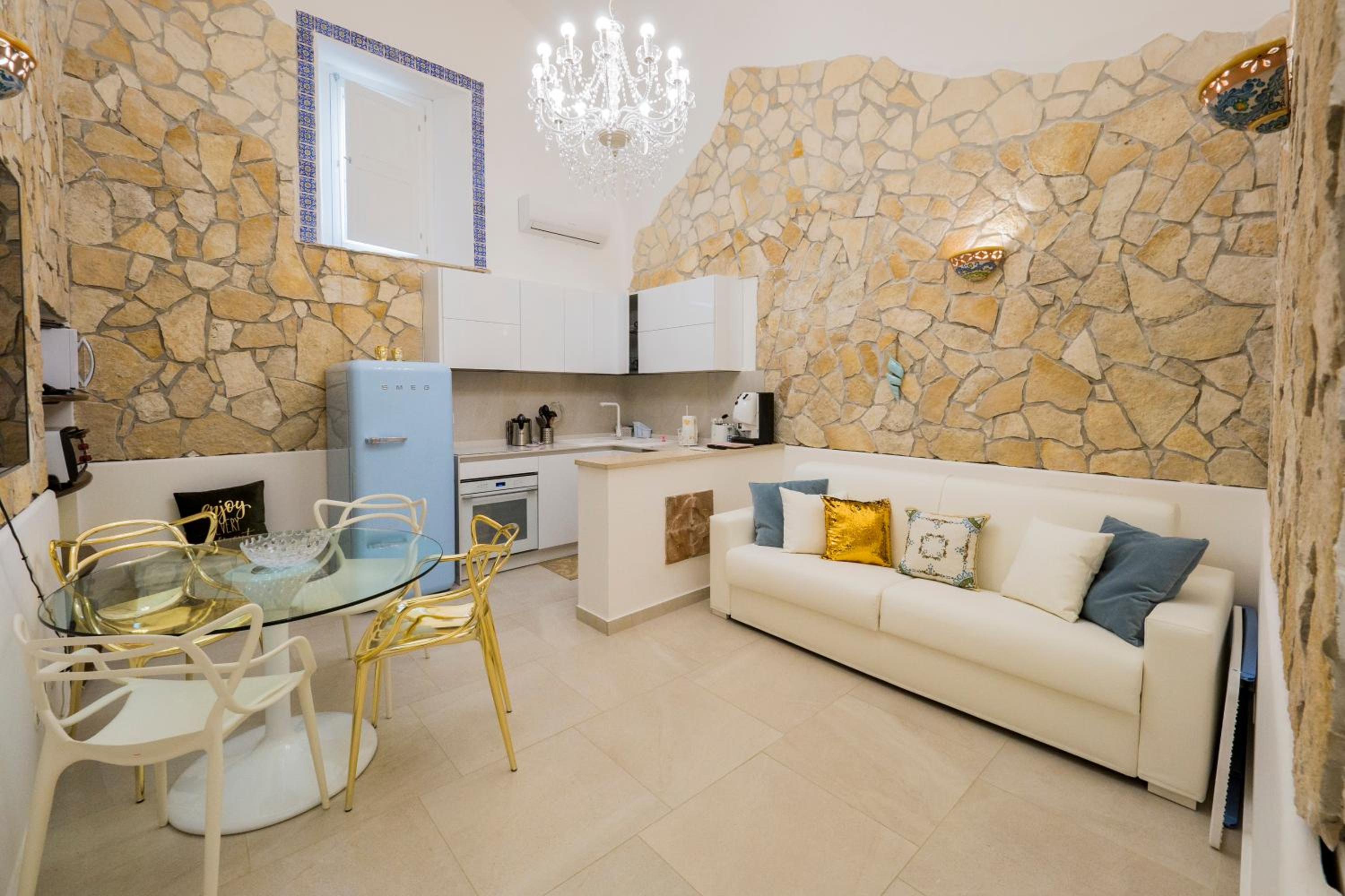 Magia Luxury Loft Ortigia Island view 3