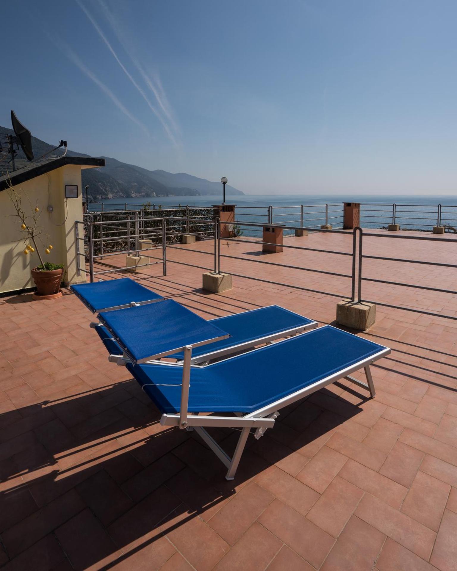 Poseidon Apartment 011019-LT-0180 photo 4