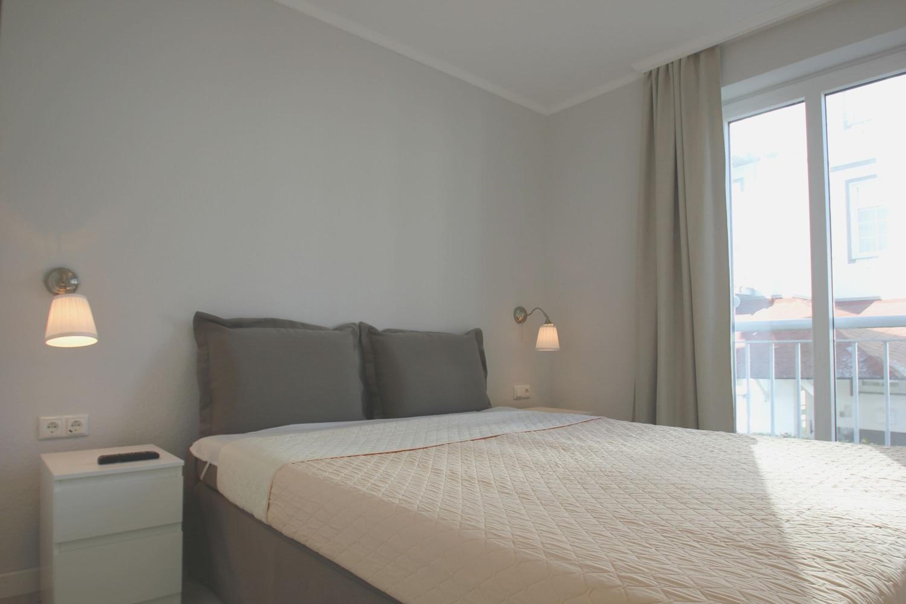 zentrale FeWo mit Balkon, gratis Nutzung vom AHOI Erlebnisbad und Sauna in Sellin - Villa Buskam FeWo 28